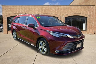 2023 Toyota Sienna Limited