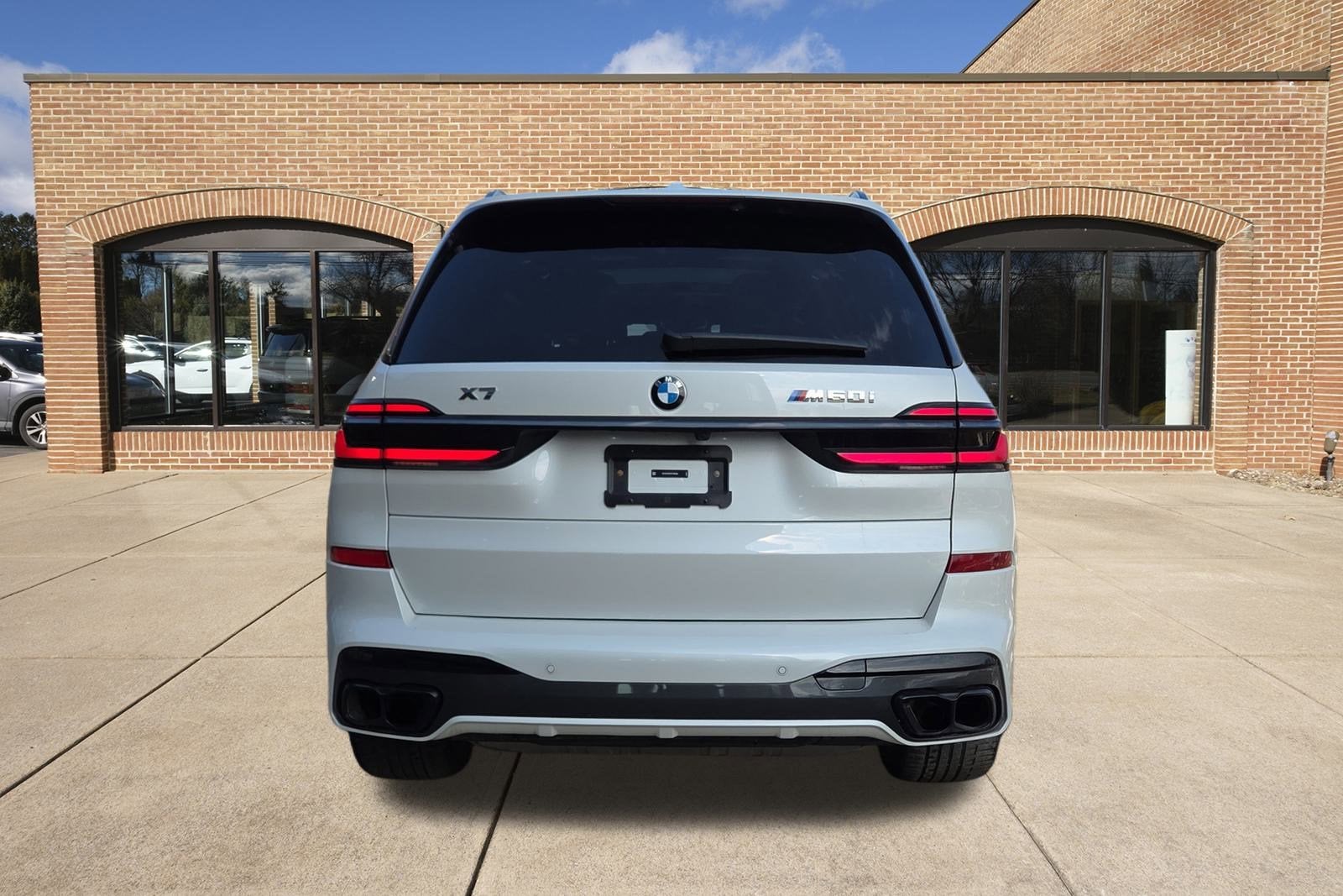 2026 BMW X7 M60i