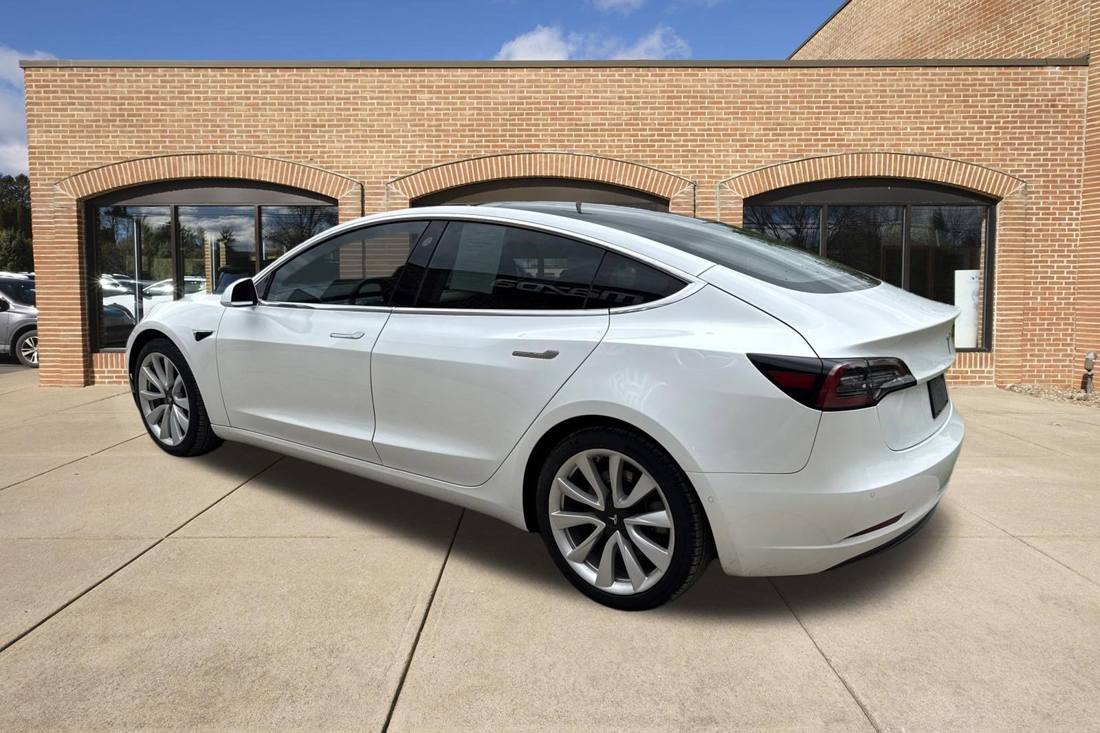 2020 Tesla Model 3 Standard Range