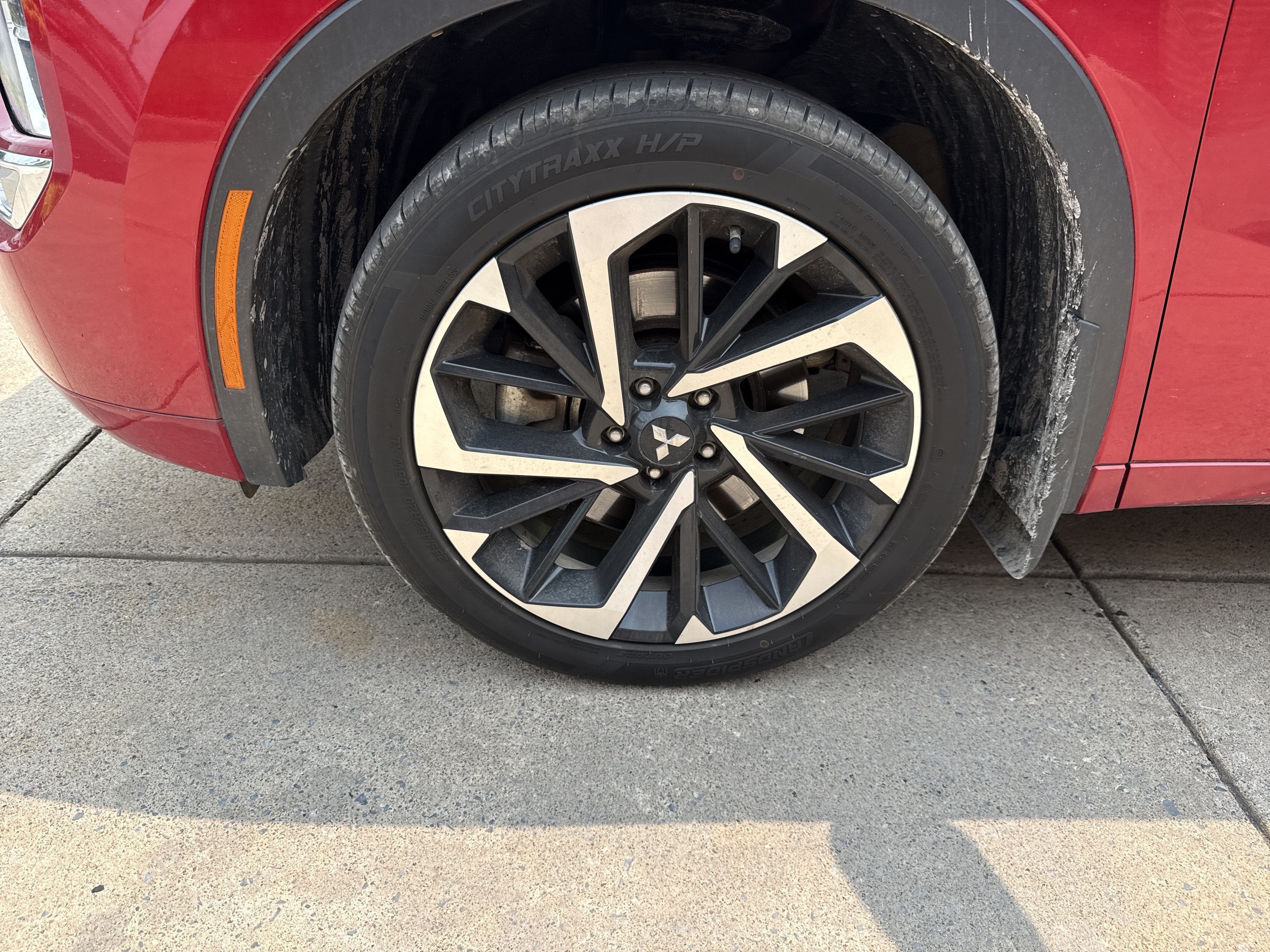 2023 Mitsubishi Outlander SEL