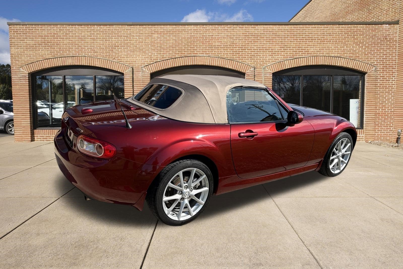 2010 Mazda Mazda MX-5 Miata Grand Touring