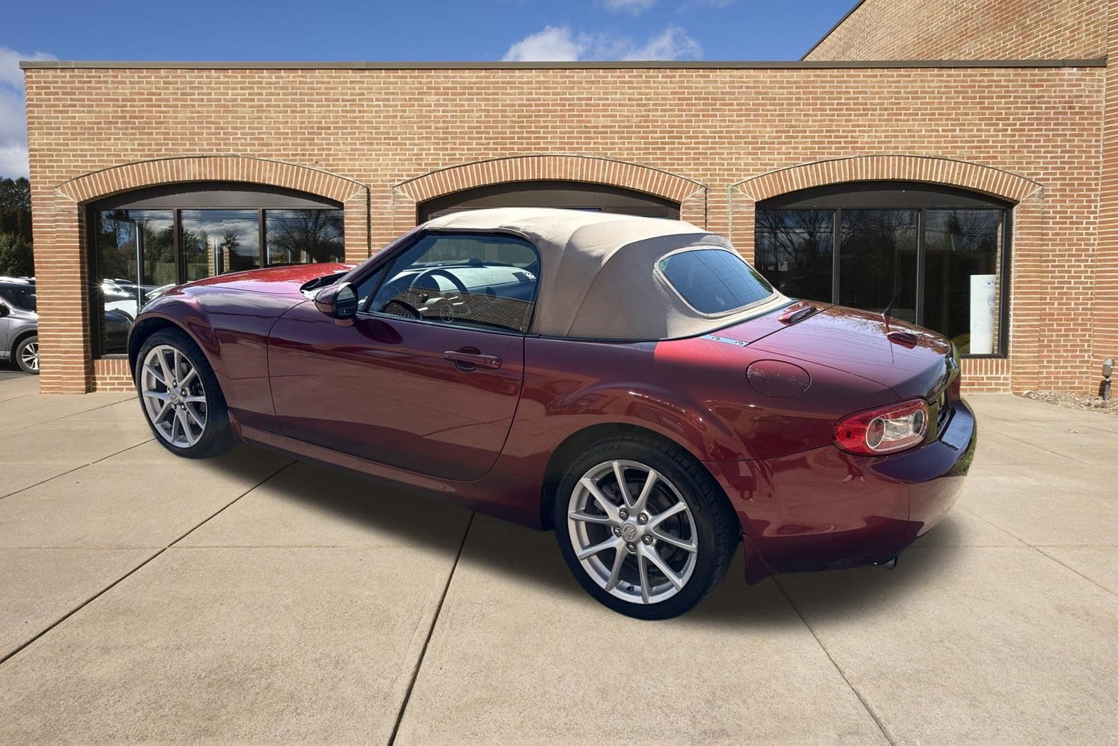 2010 Mazda Mazda MX-5 Miata Grand Touring
