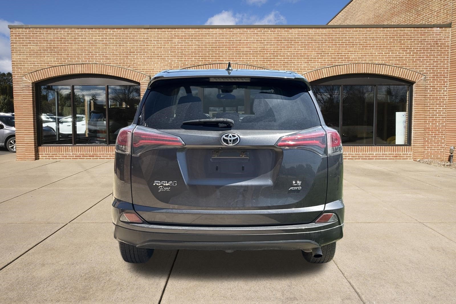 2018 Toyota RAV4 LE
