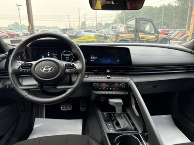 2025 Hyundai Elantra Hybrid SEL Sport