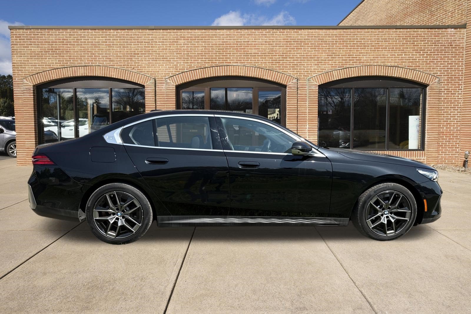 2026 BMW 5 Series 530i xDrive