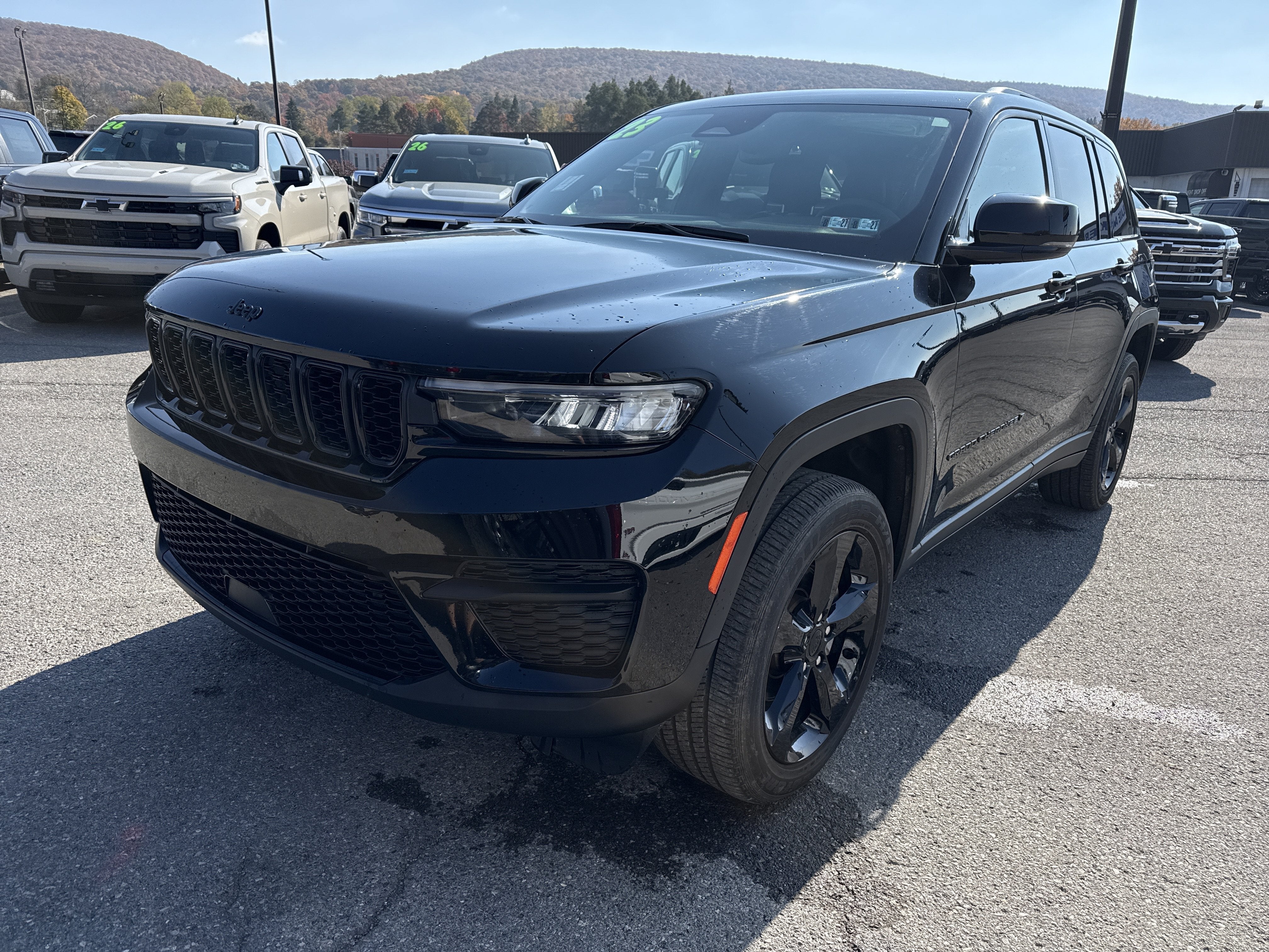 2023 Jeep Grand Cherokee Altitude