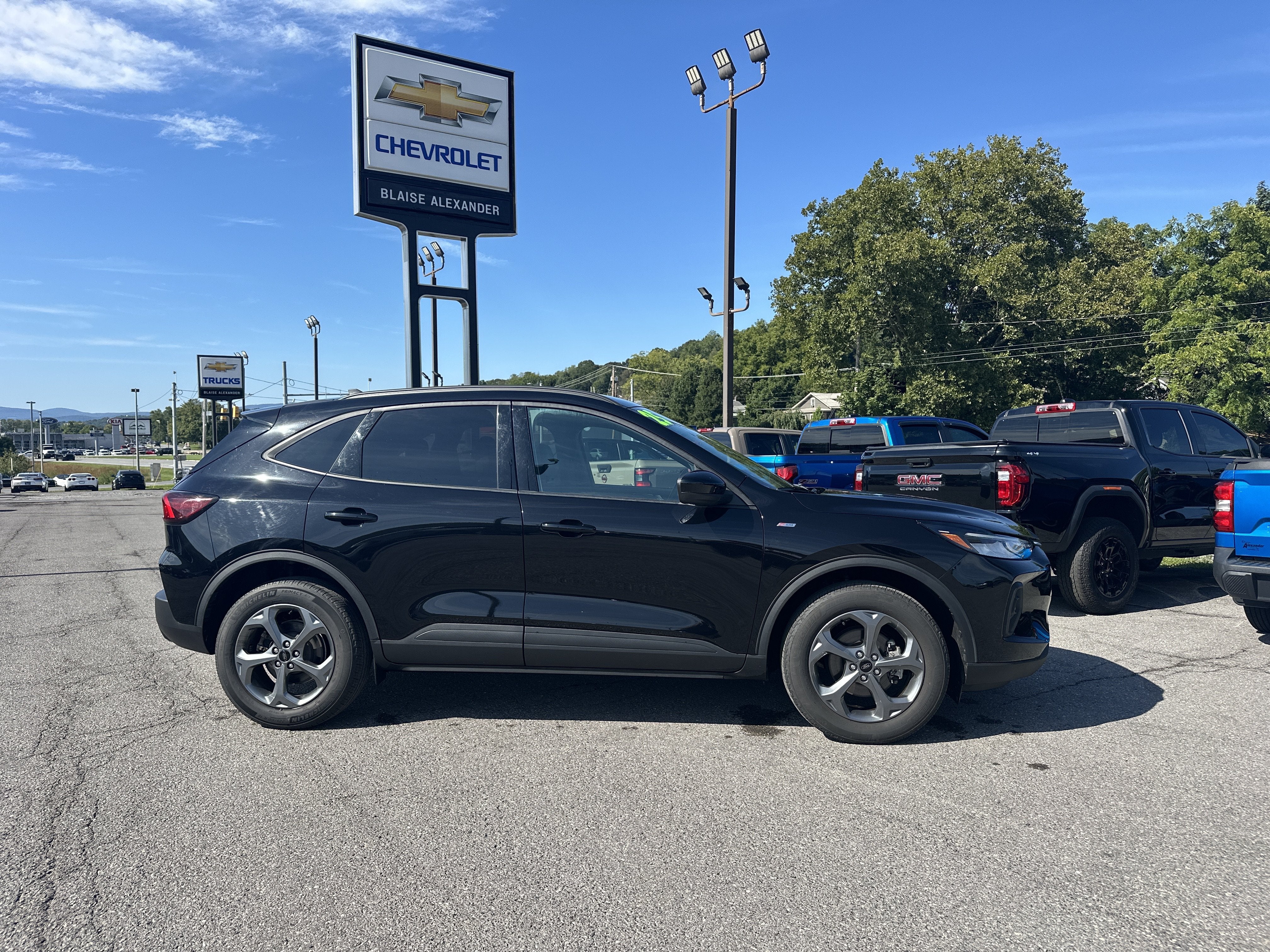 2025 Ford Escape ST-Line Select