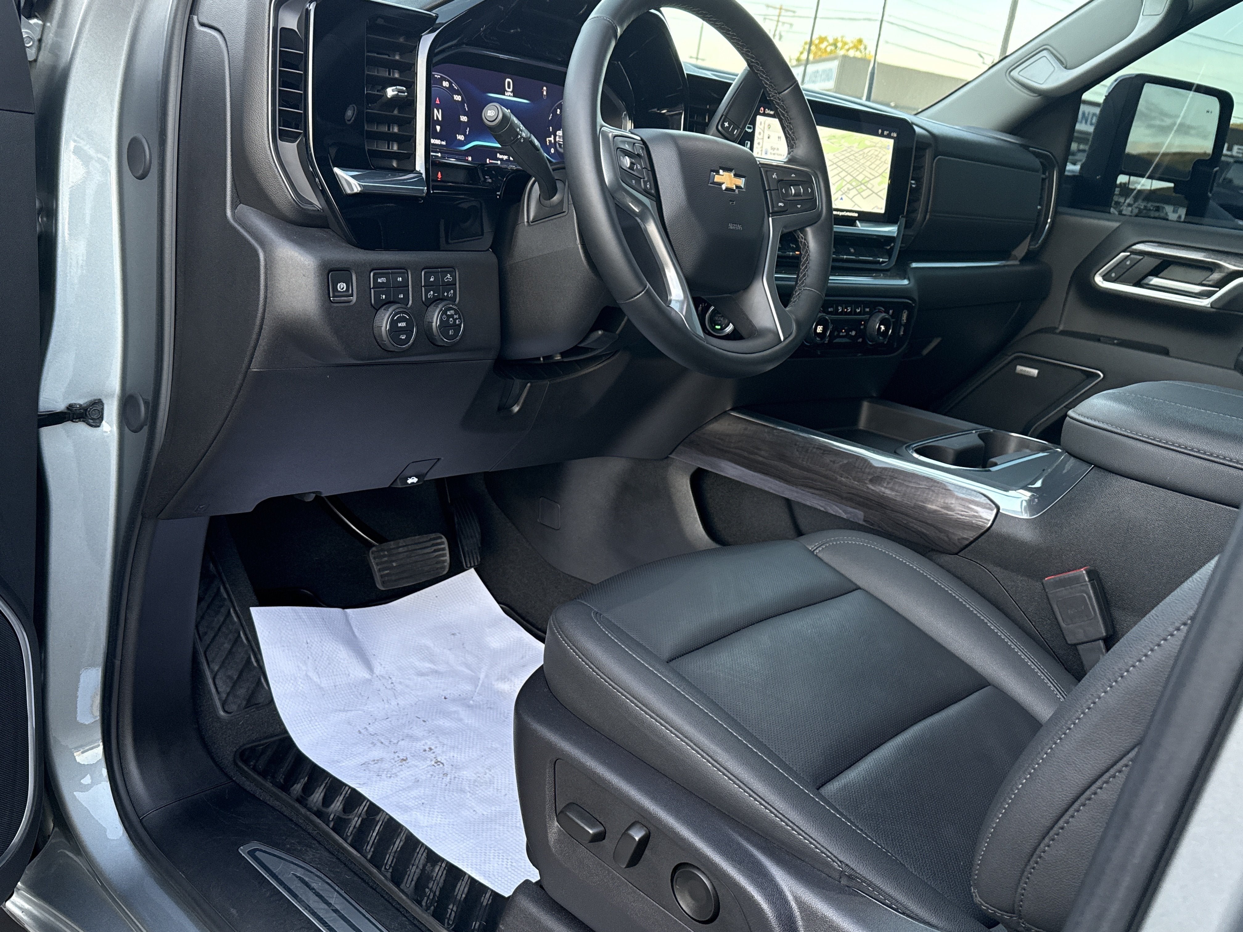 2025 Chevrolet Silverado 3500HD LTZ