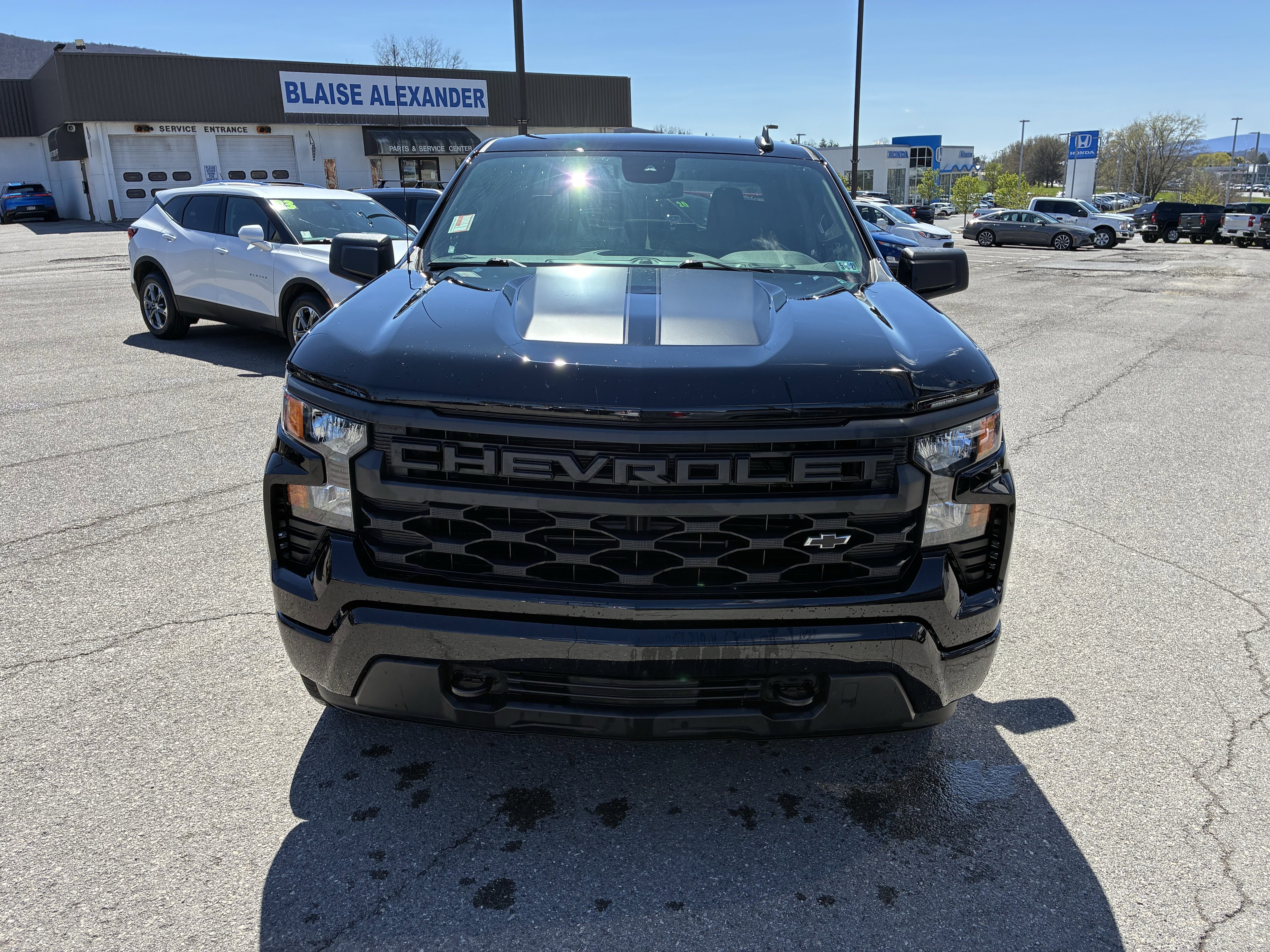 2024 Chevrolet Silverado 1500 Custom