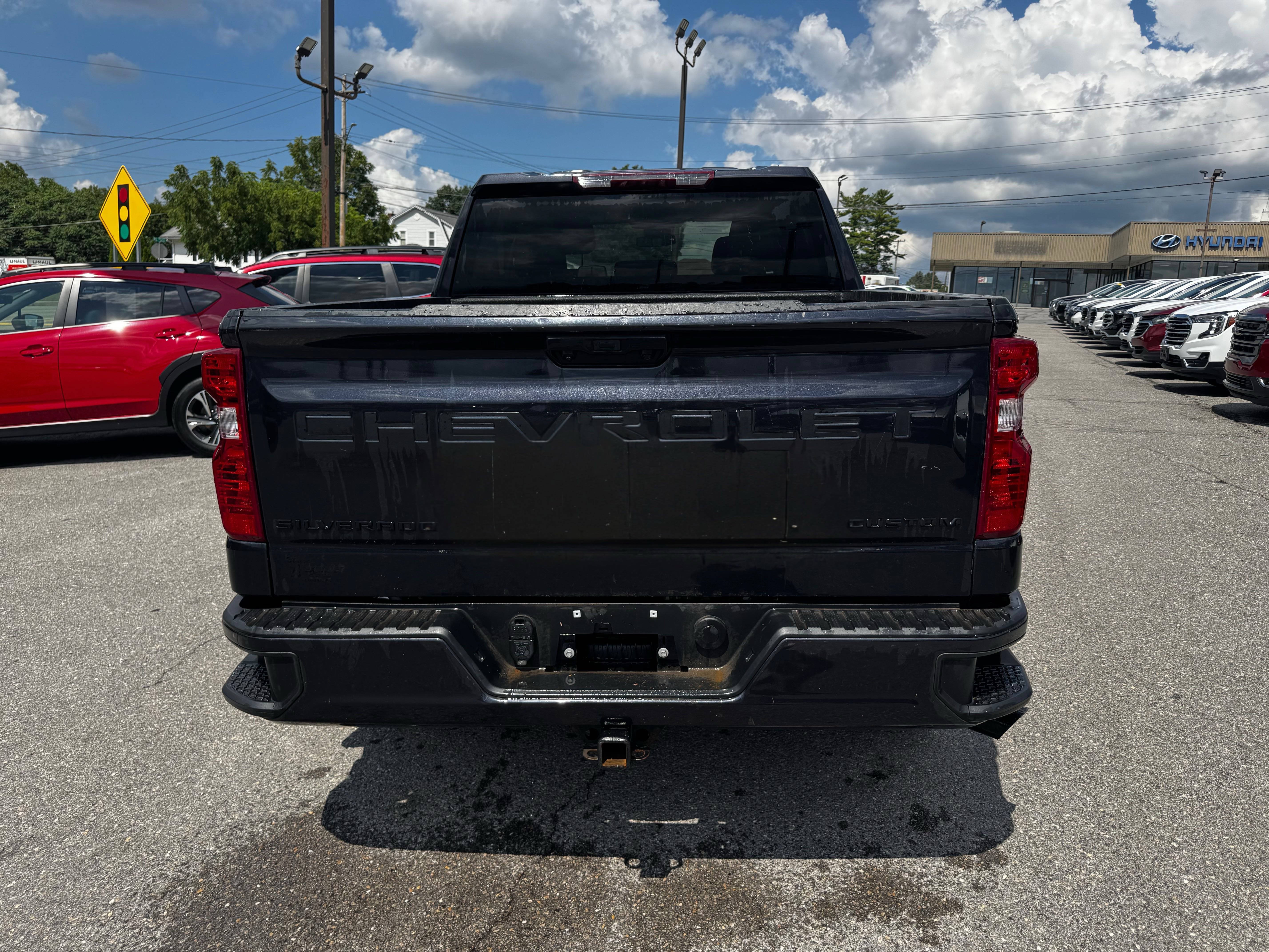 2023 Chevrolet Silverado 1500 Custom