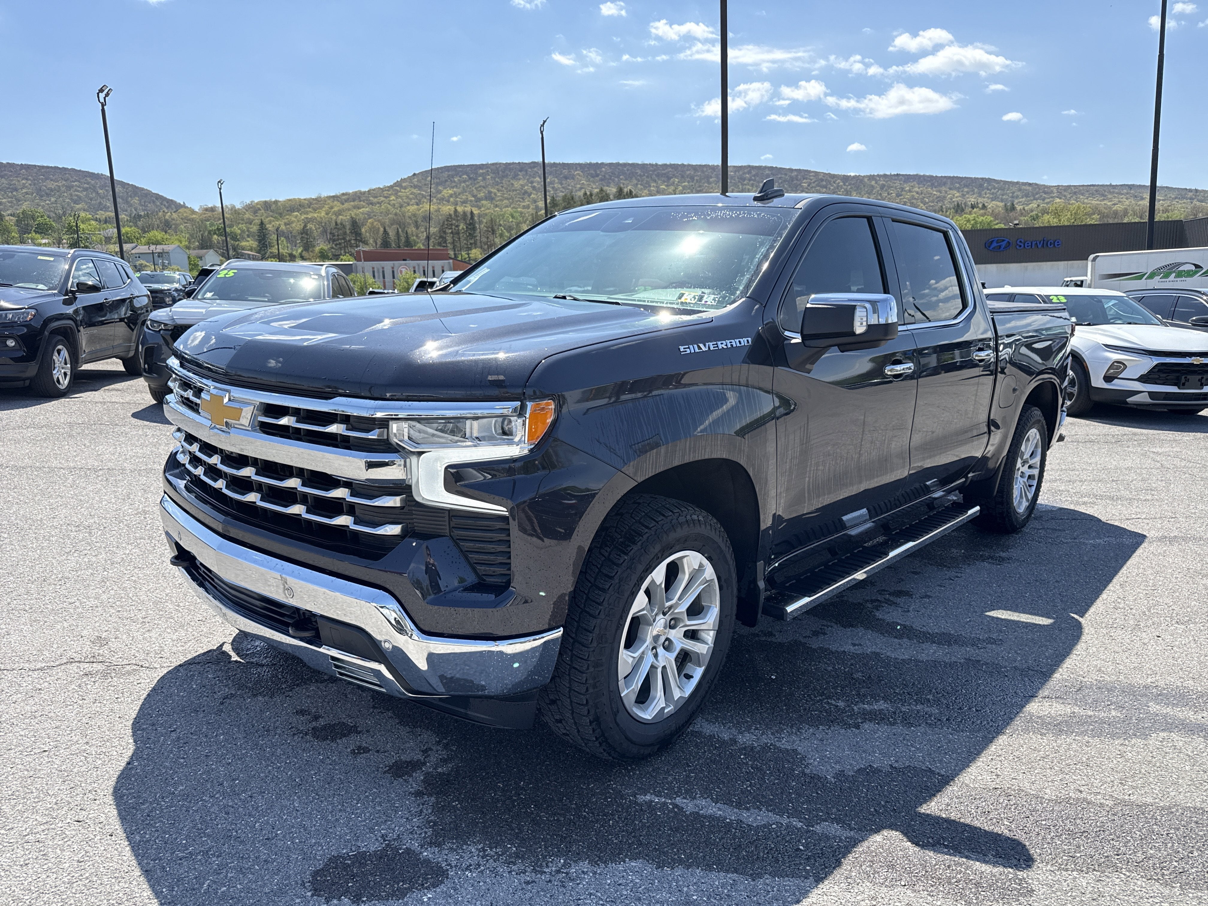 2023 Chevrolet Silverado 1500 LTZ