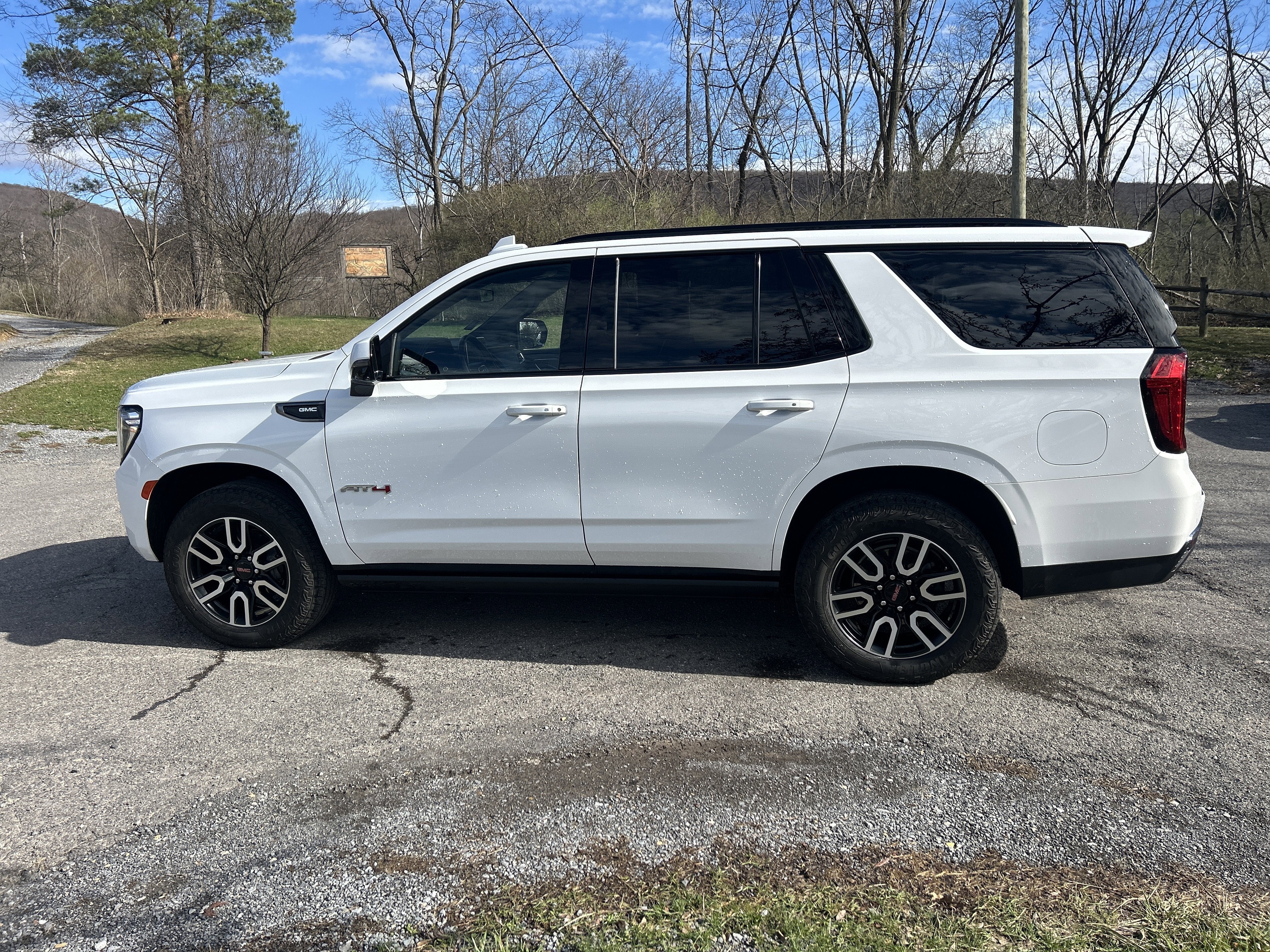 2024 GMC Yukon AT4