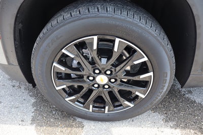 2025 Chevrolet Traverse AWD LT