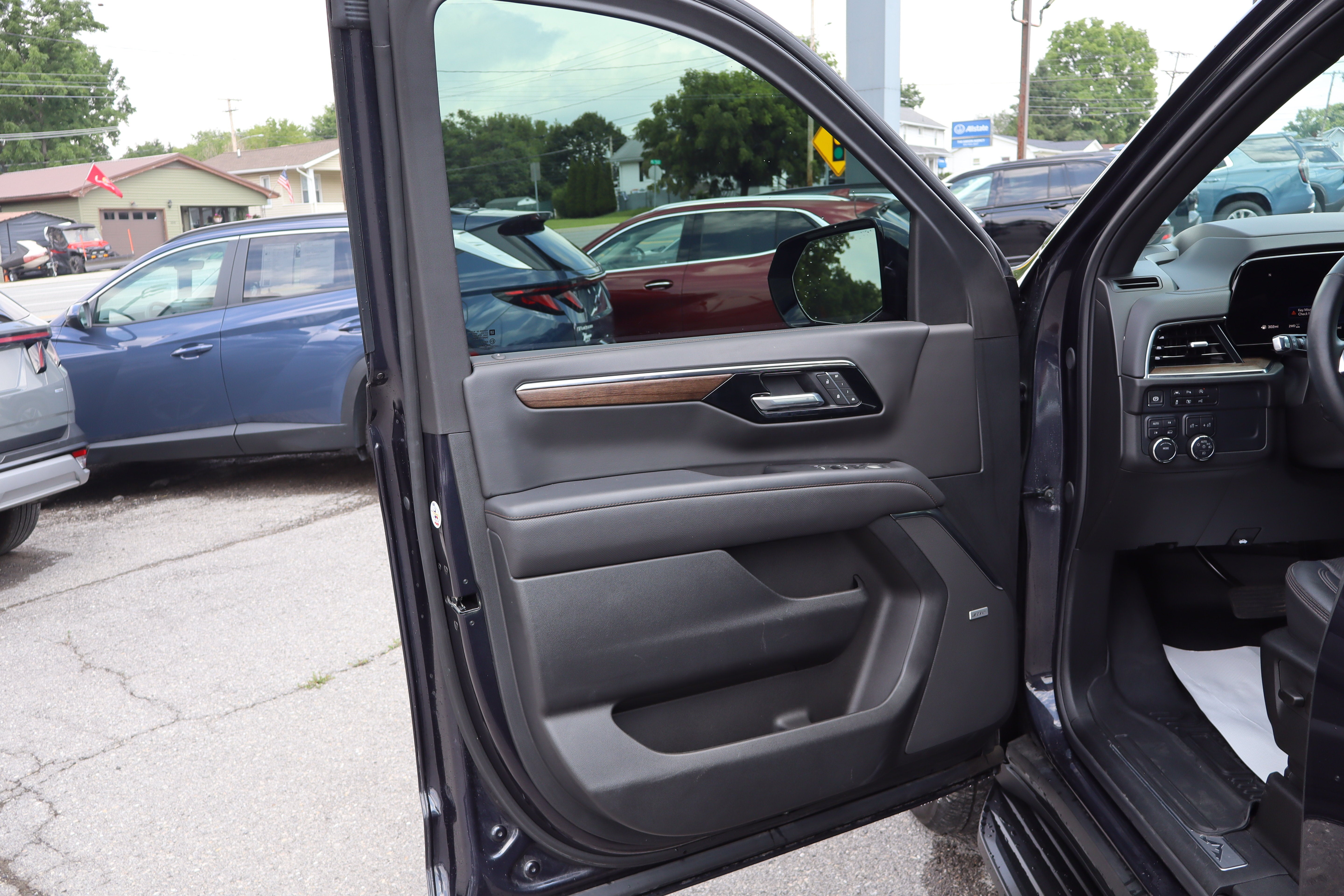 2025 Chevrolet Suburban High Country