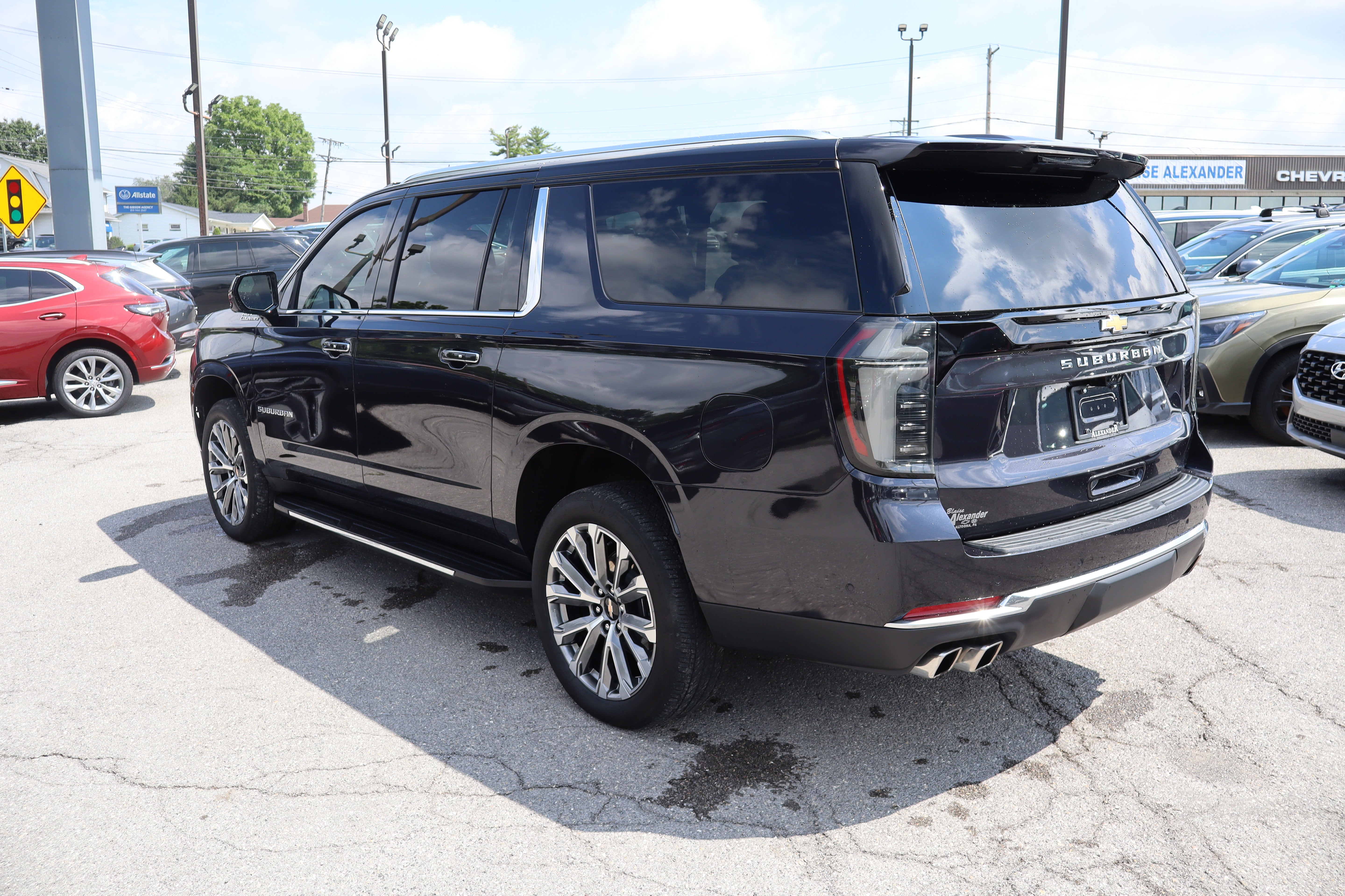 2025 Chevrolet Suburban High Country