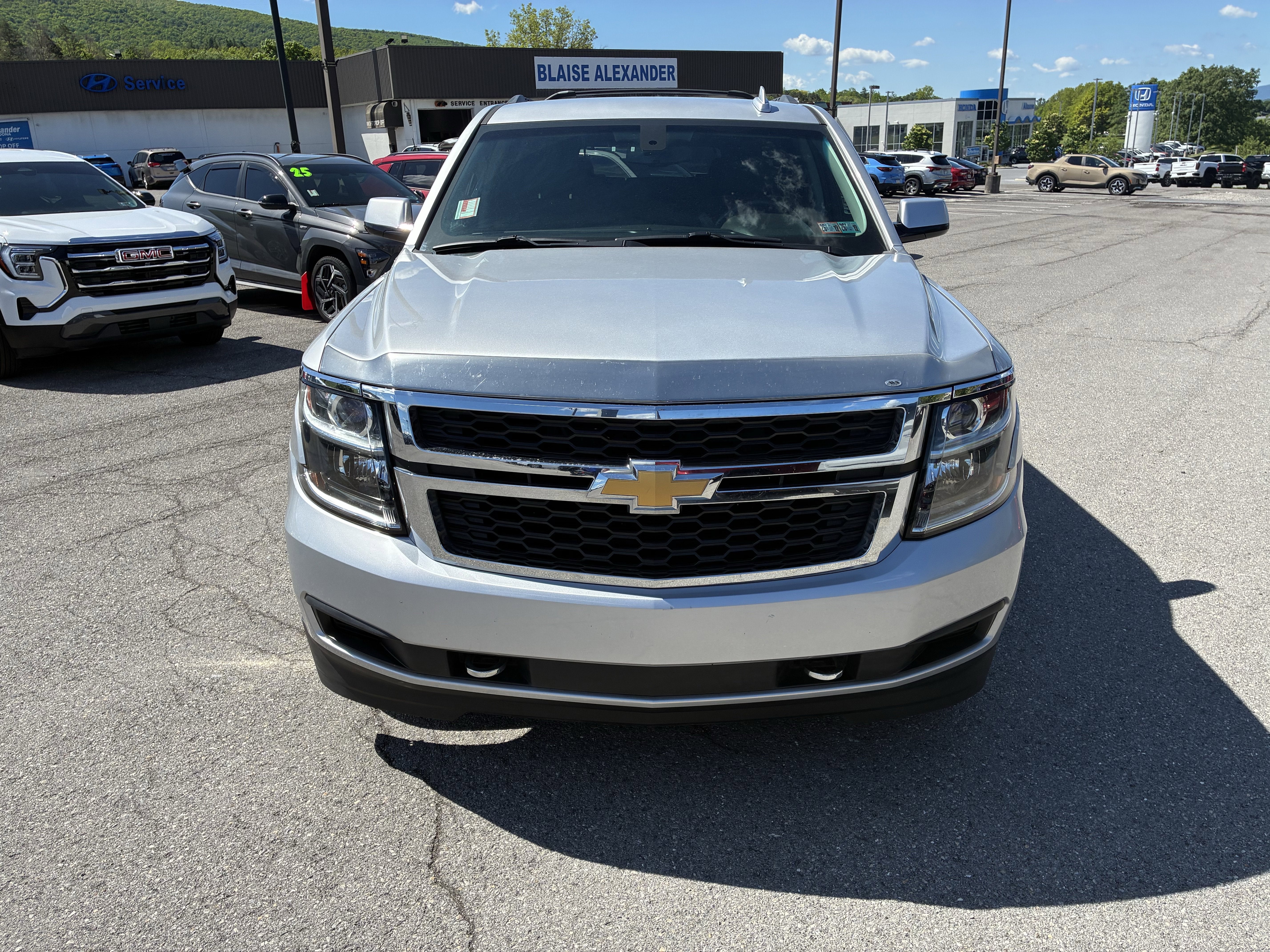 2016 Chevrolet Suburban LS