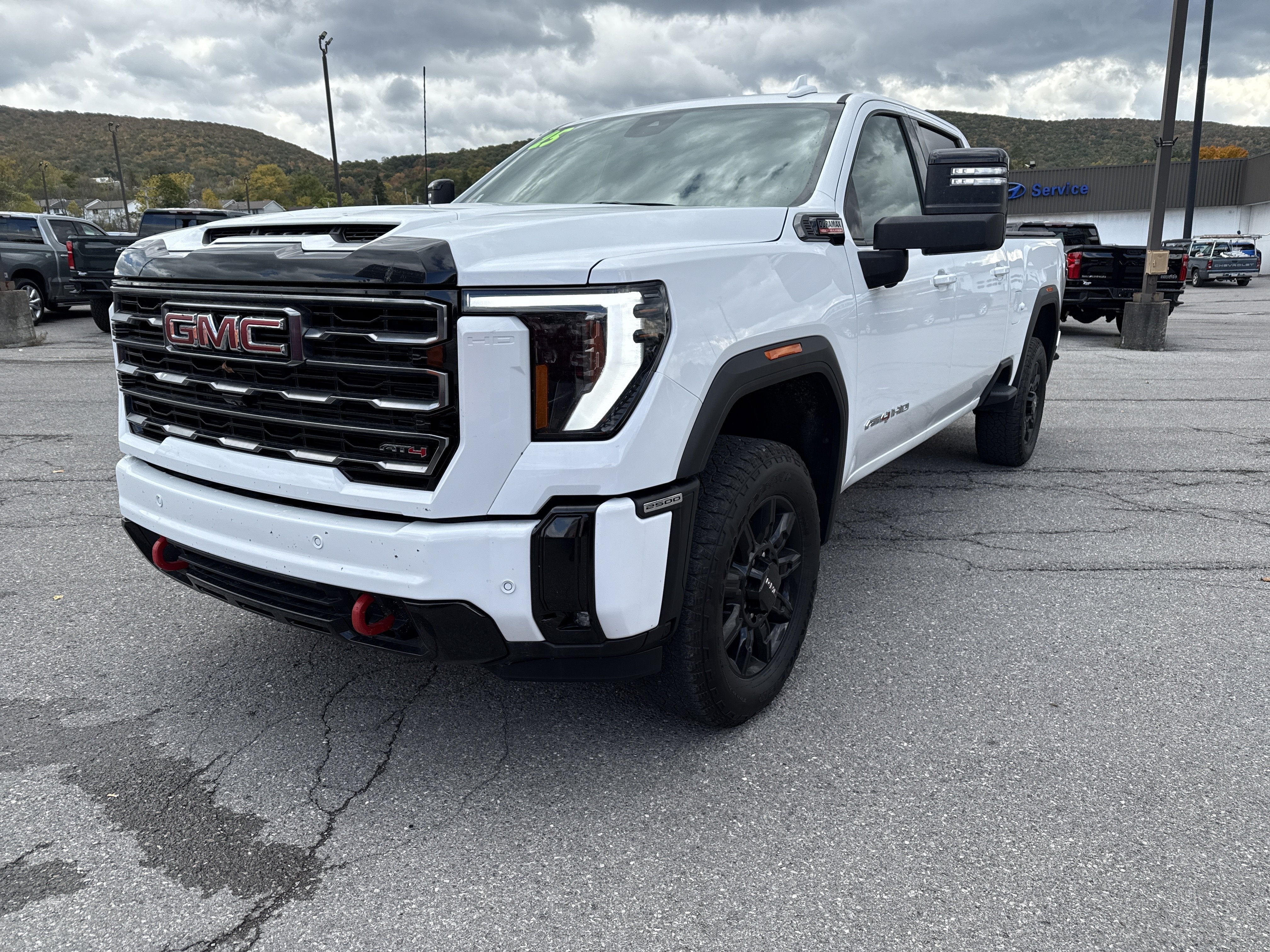 2025 GMC Sierra 2500HD AT4