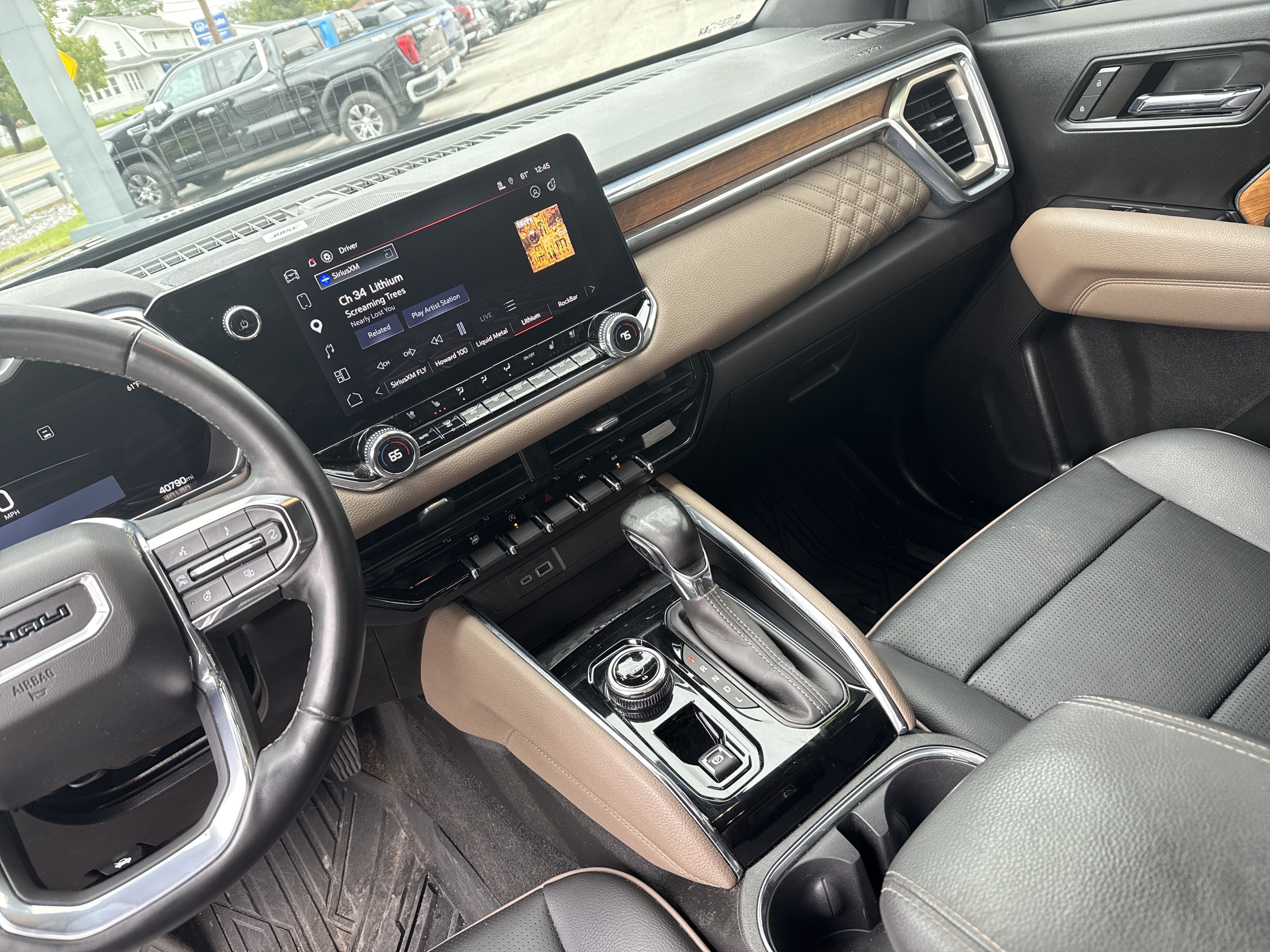2024 GMC Canyon 4WD Denali