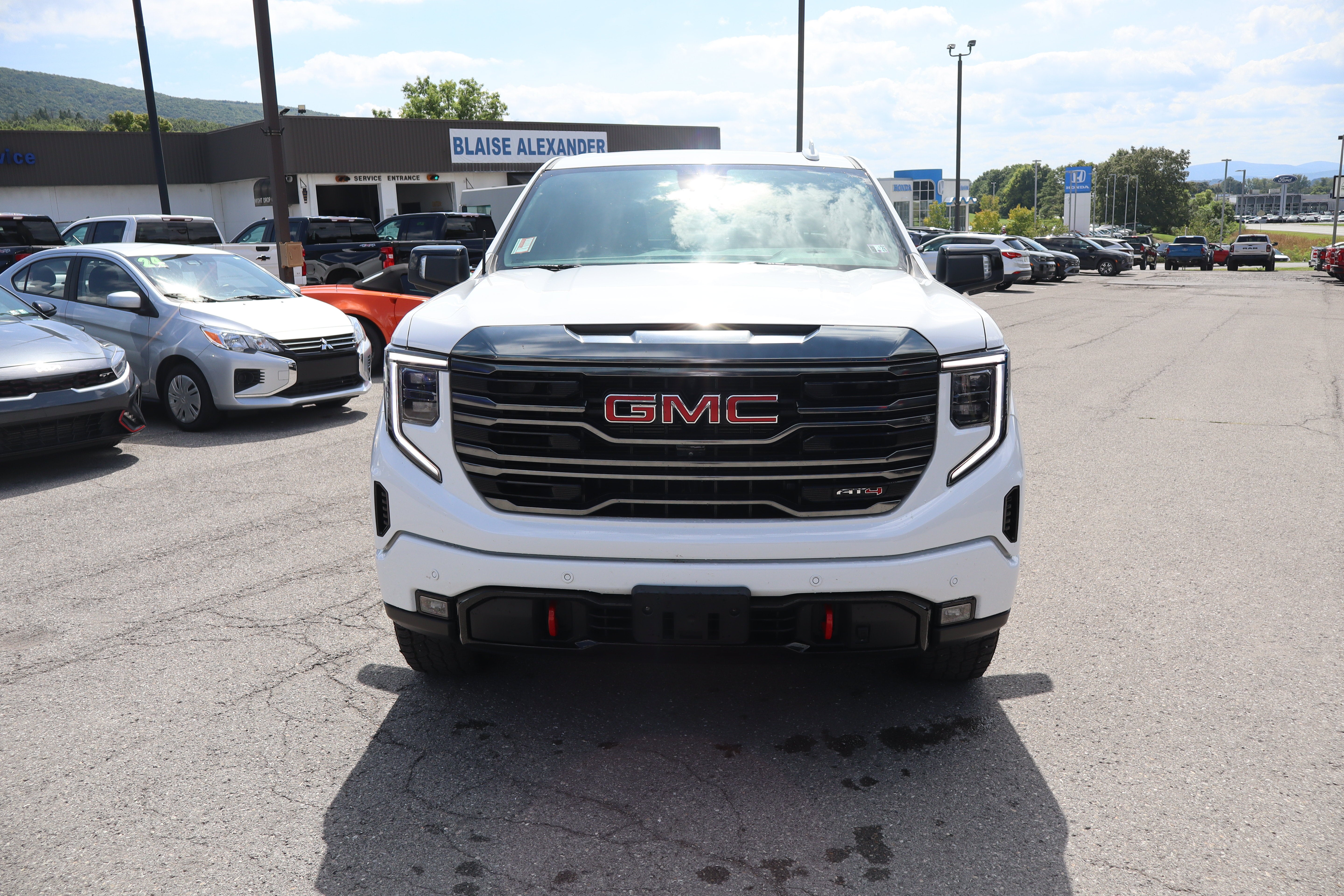 2024 GMC Sierra 1500 AT4