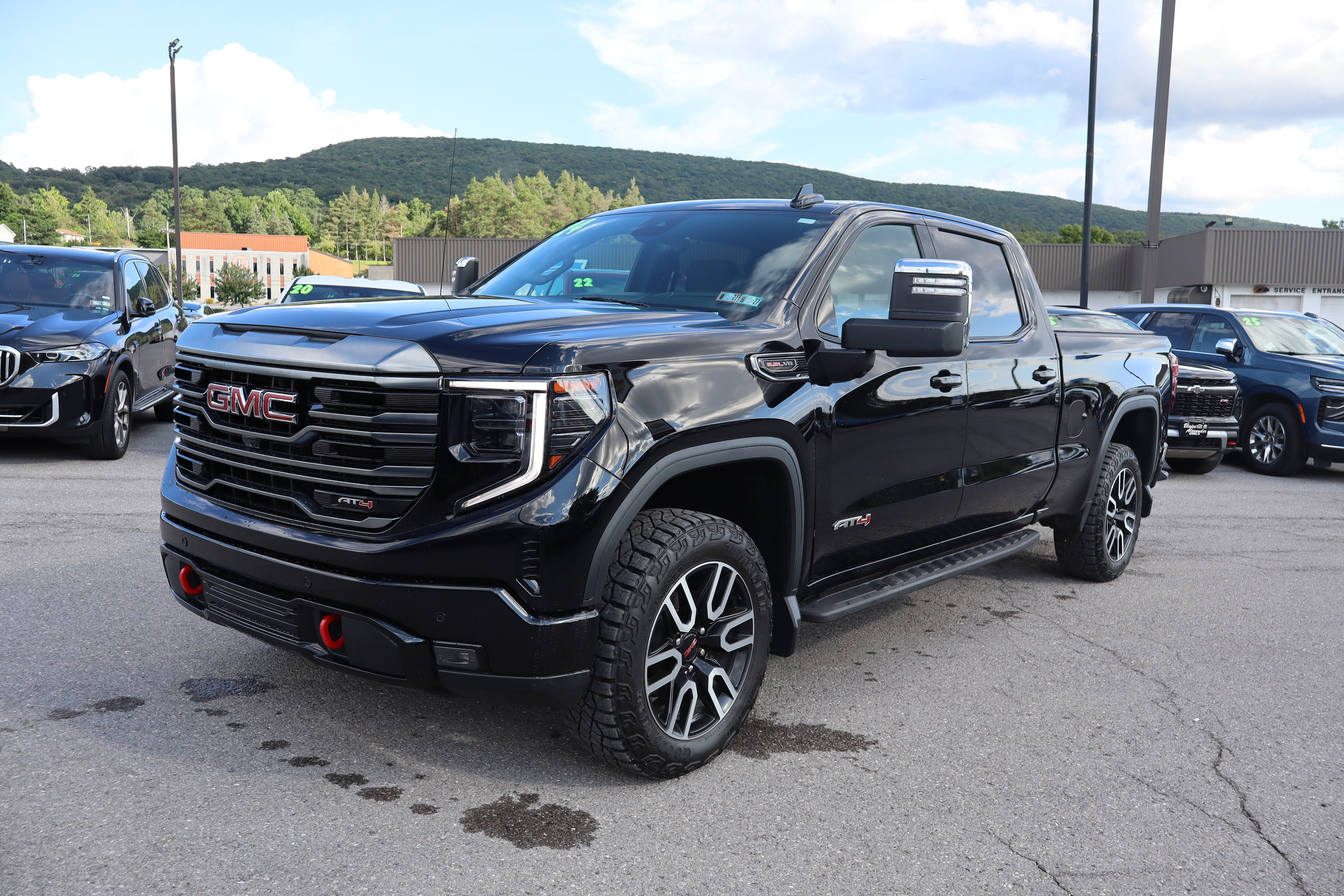 2024 GMC Sierra 1500 AT4