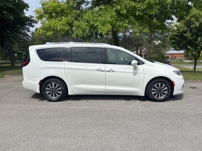 2021 Chrysler Pacifica Hybrid Touring L