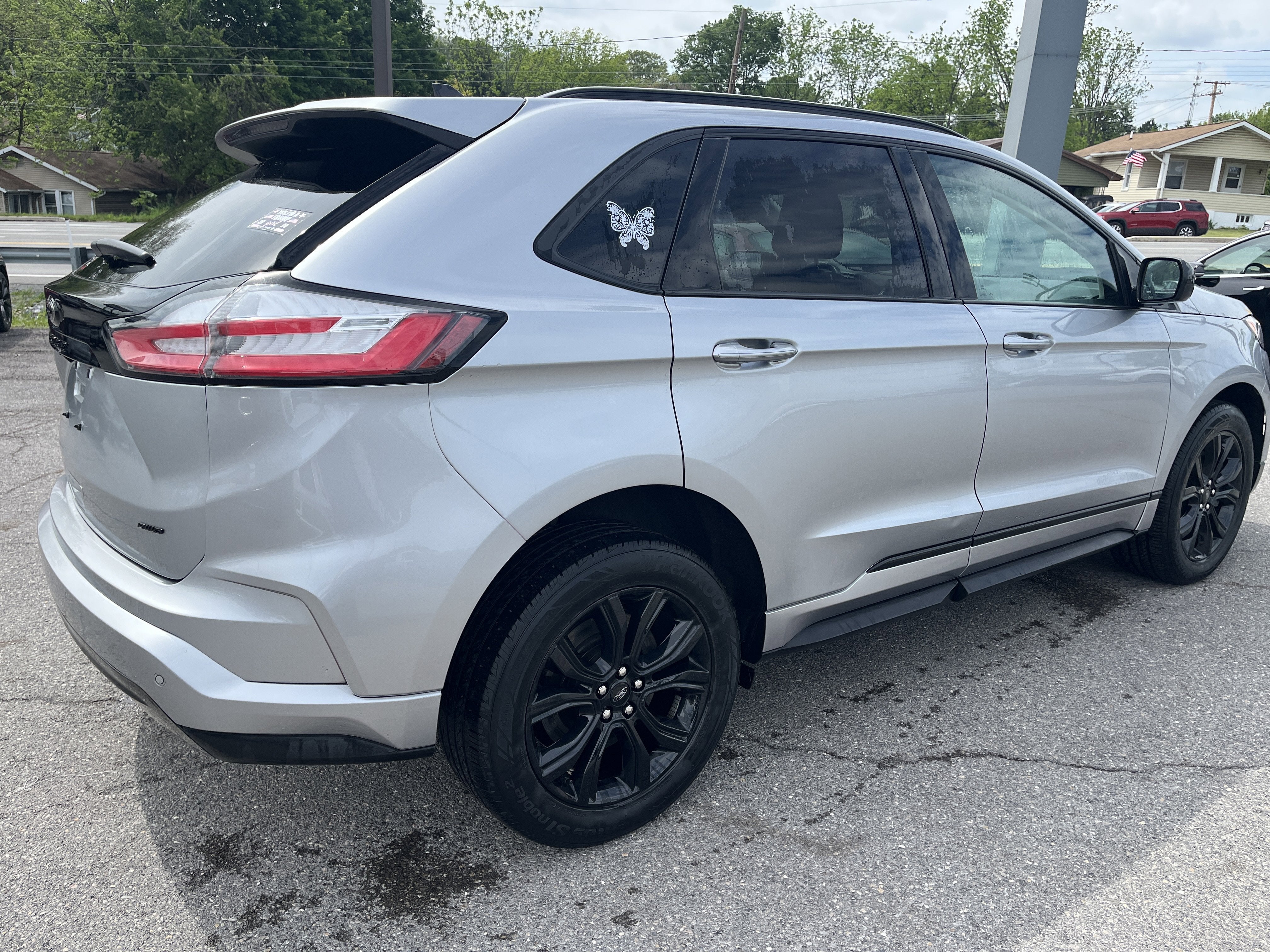 2022 Ford Edge SE