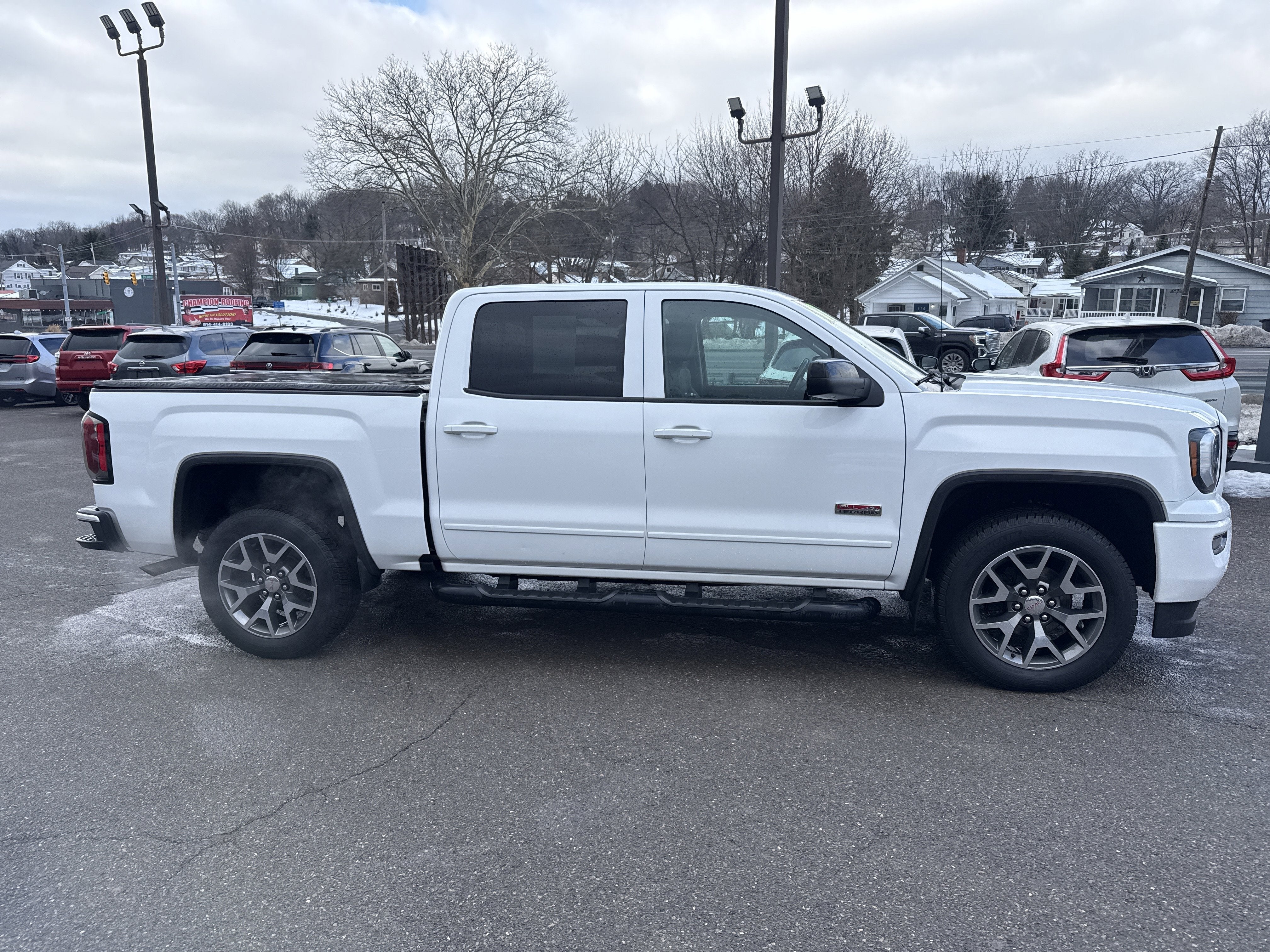 2017 GMC Sierra 1500 SLT