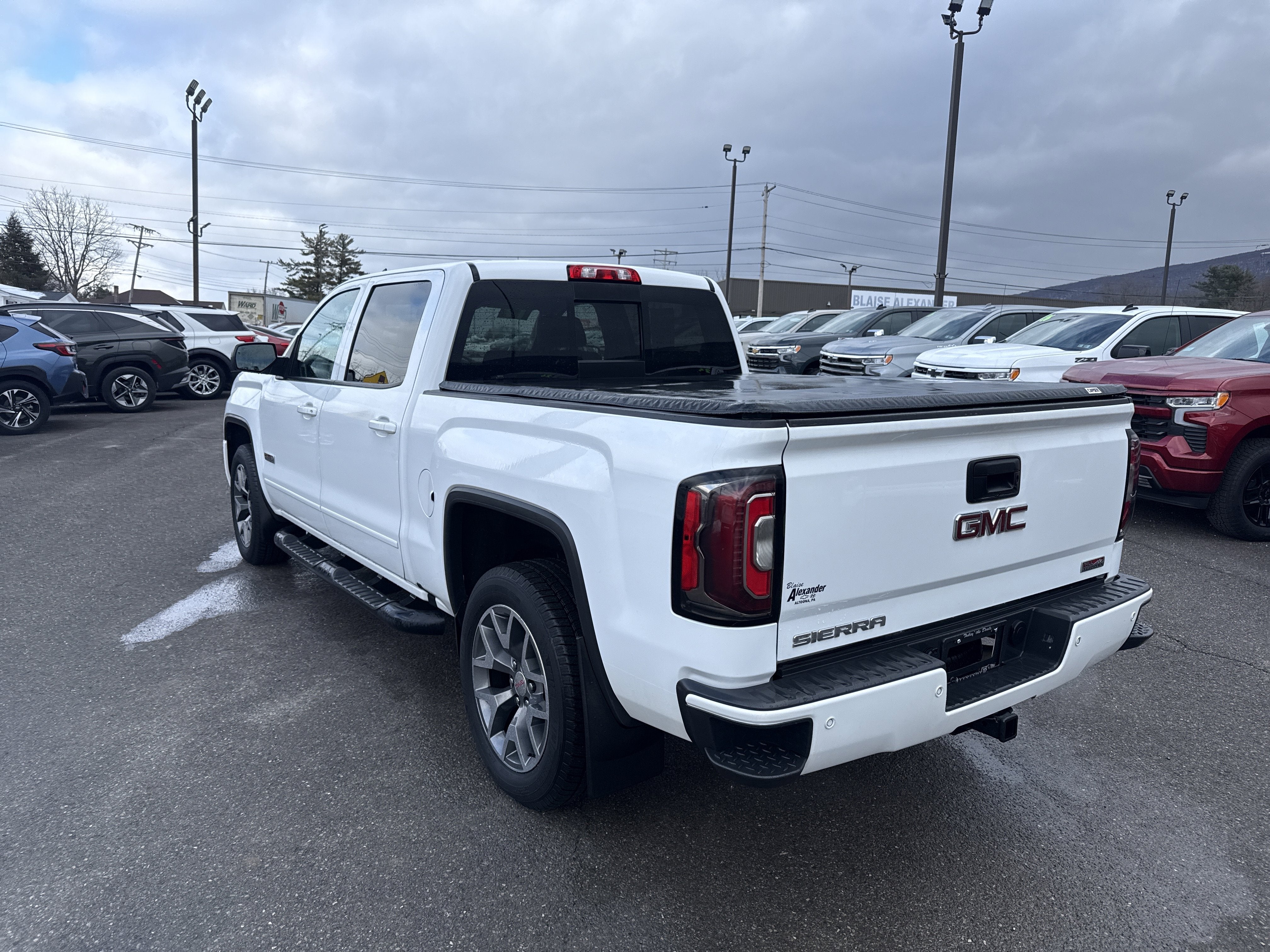 2017 GMC Sierra 1500 SLT