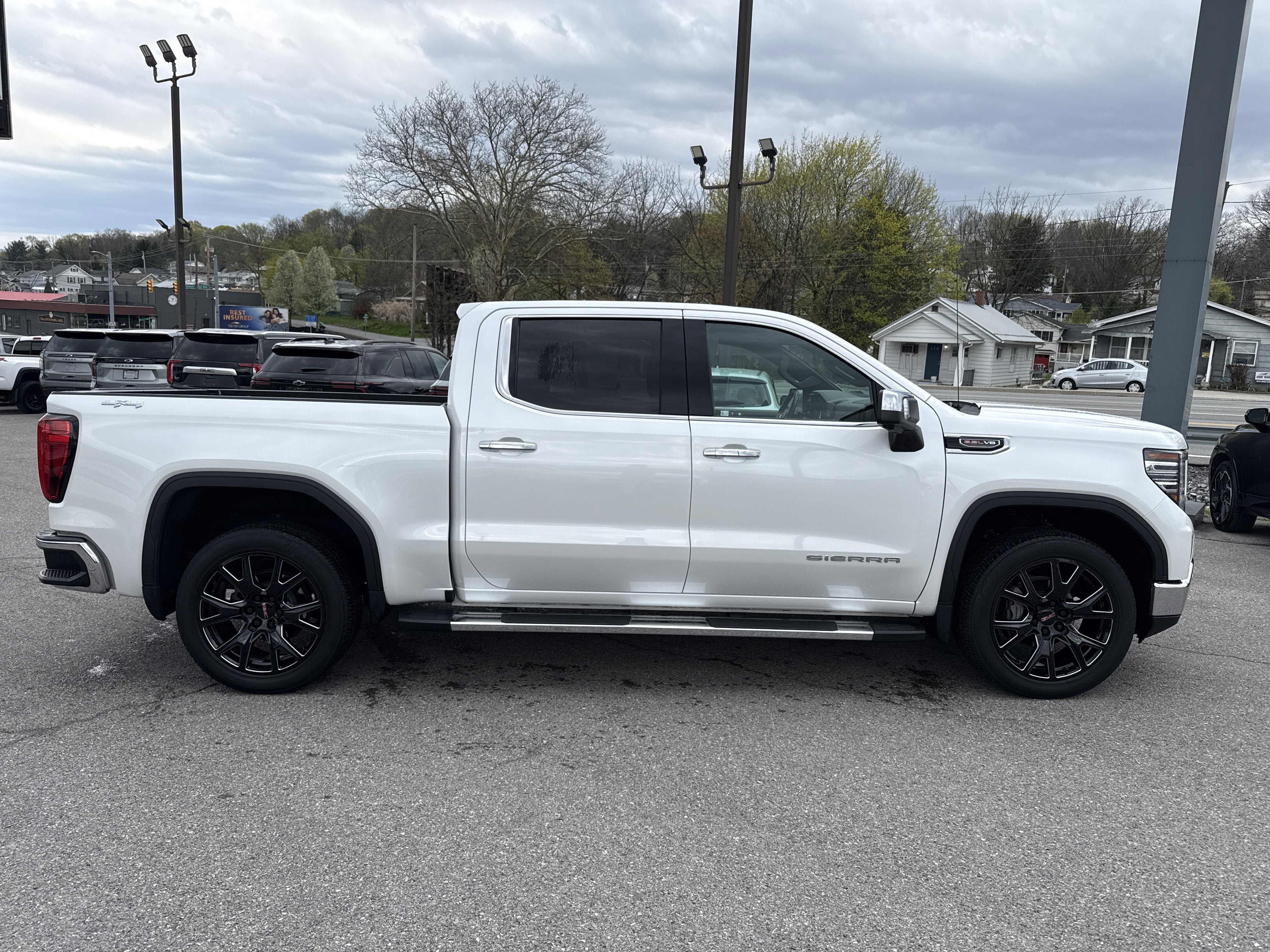 2022 GMC Sierra 1500 SLT