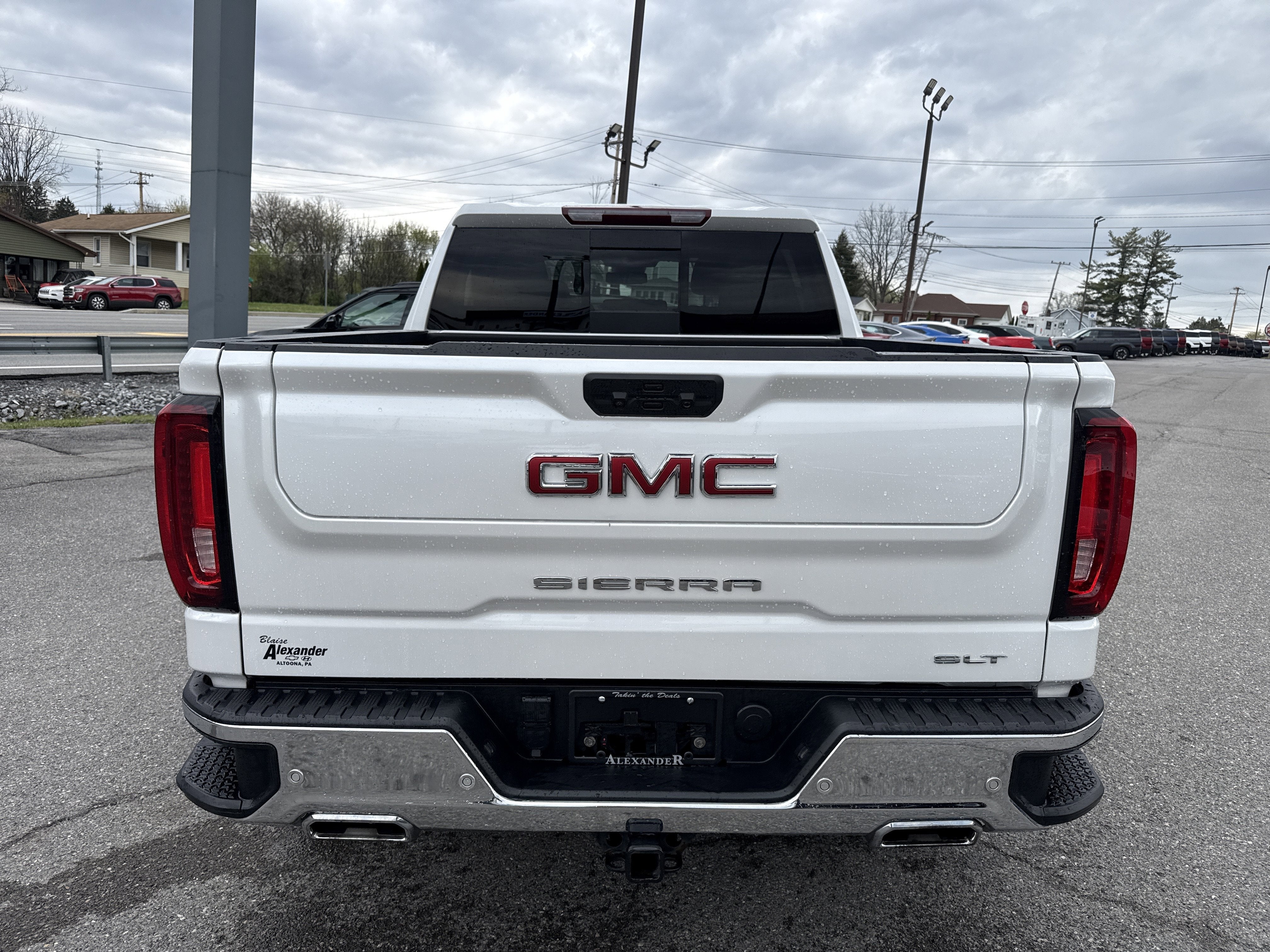 2022 GMC Sierra 1500 SLT