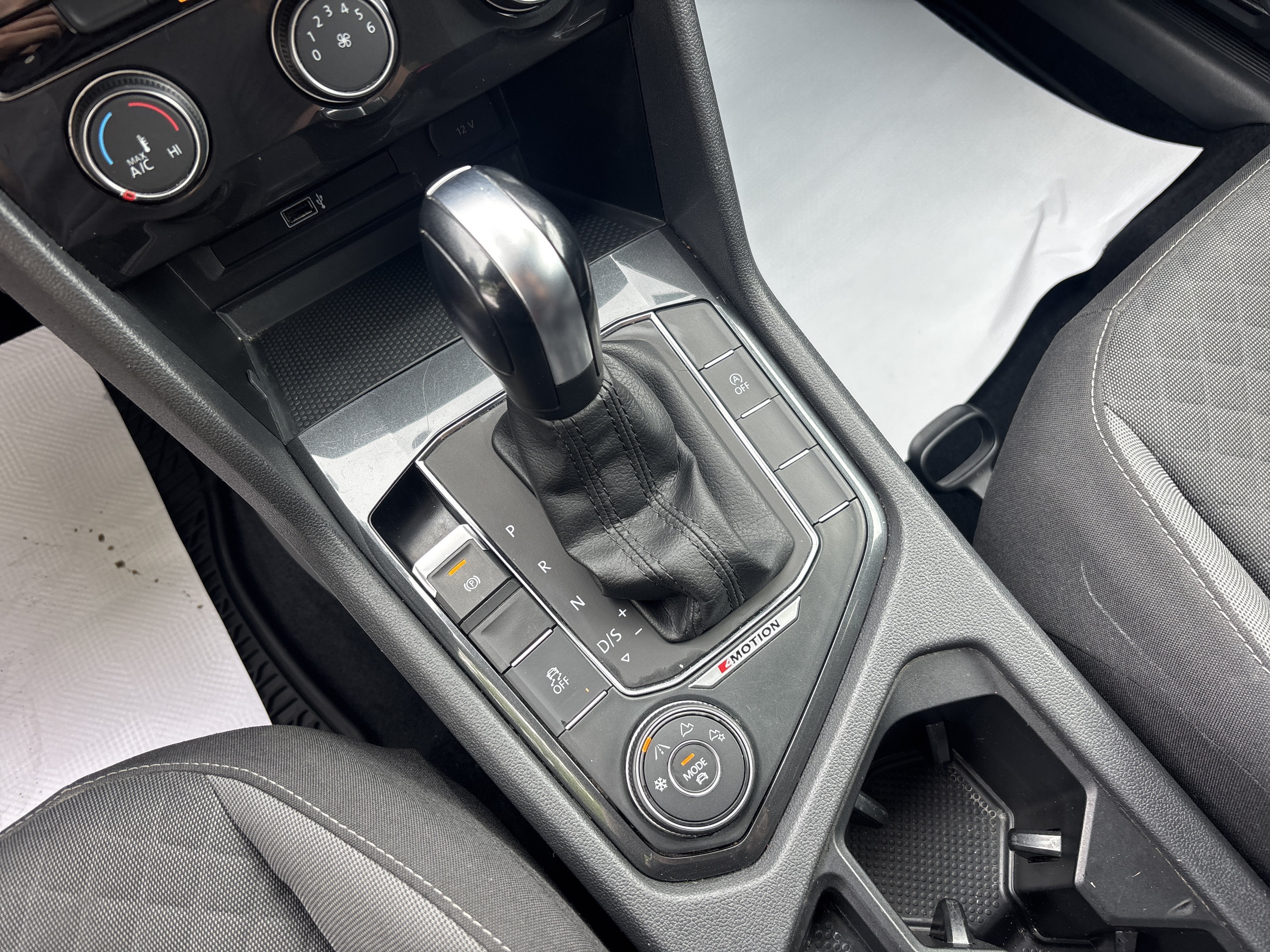 2018 Volkswagen Tiguan S