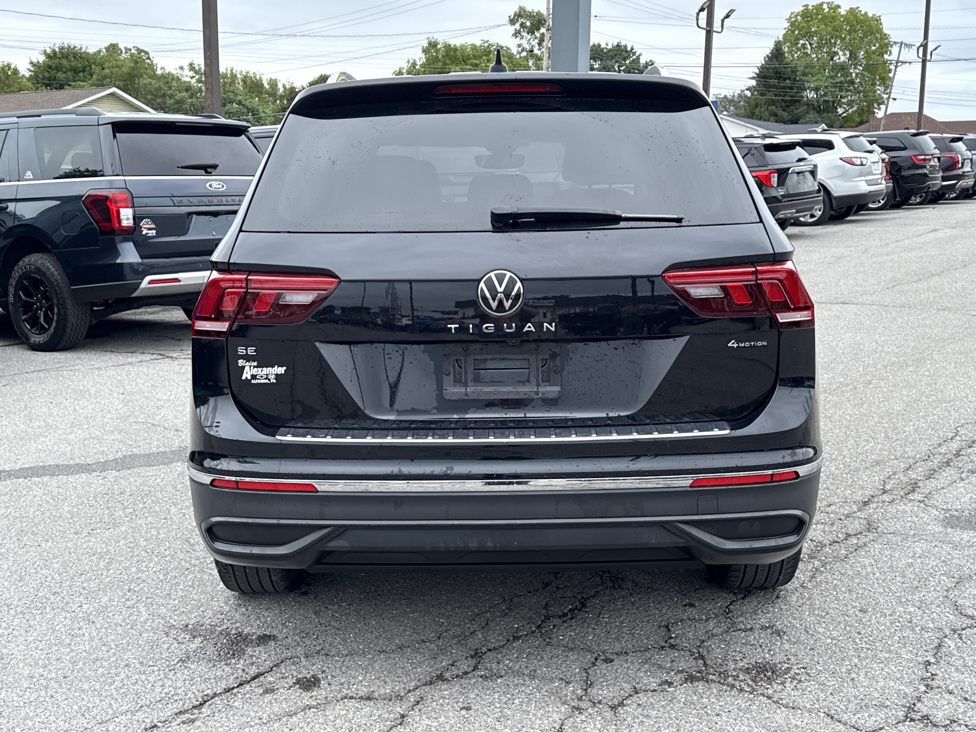 2023 Volkswagen Tiguan SE
