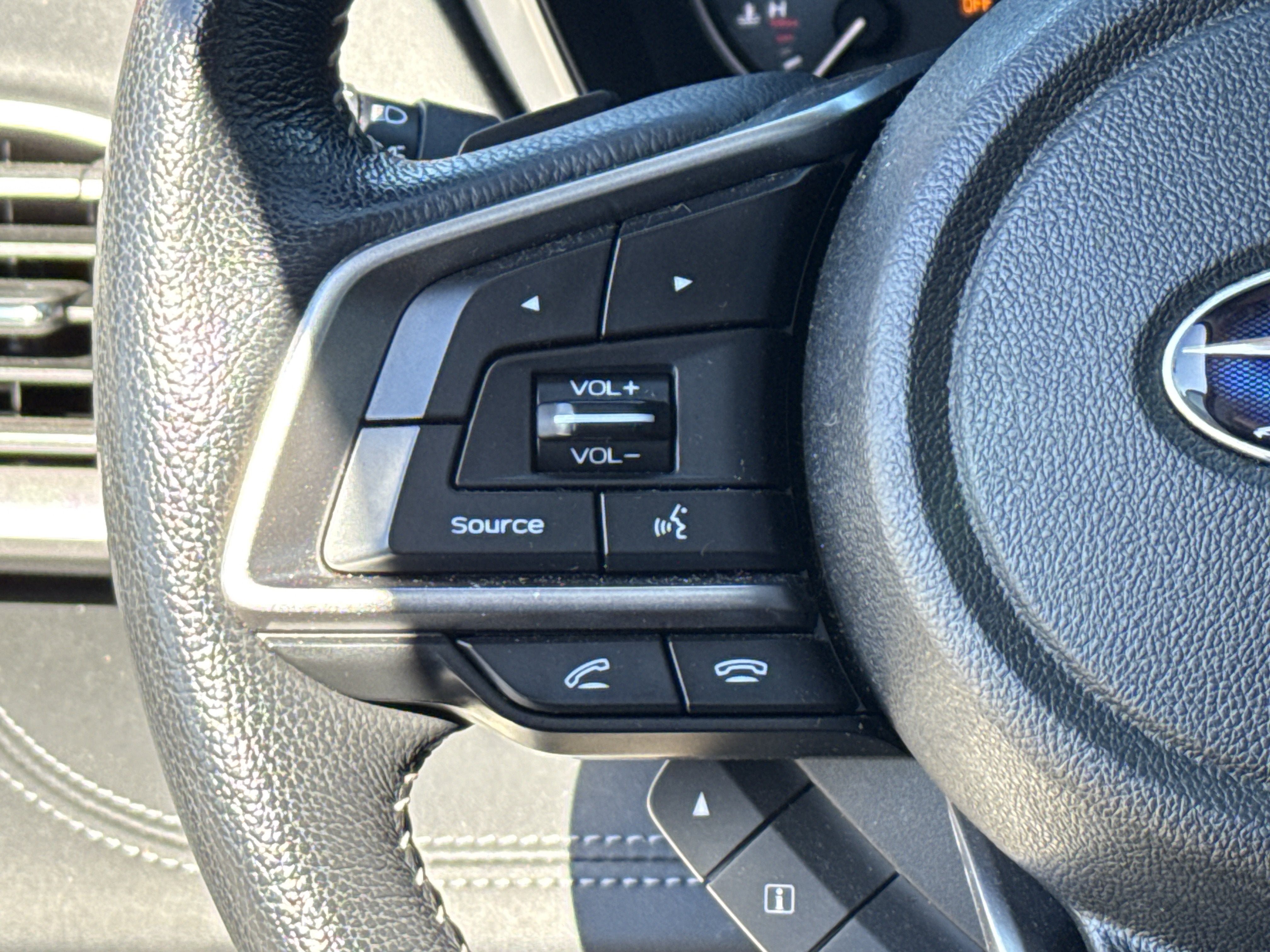2022 Subaru Legacy Limited XT