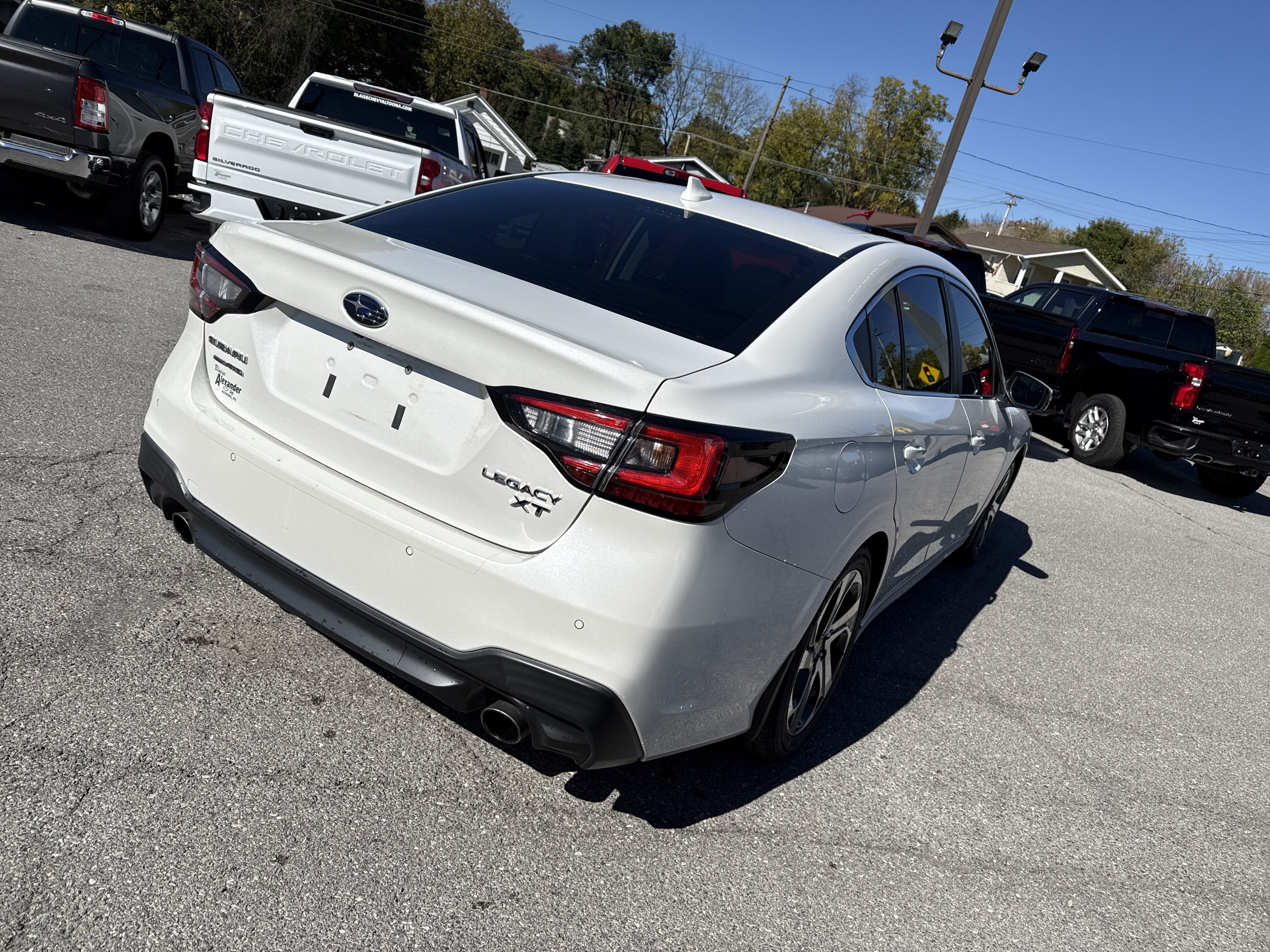 2022 Subaru Legacy Limited XT