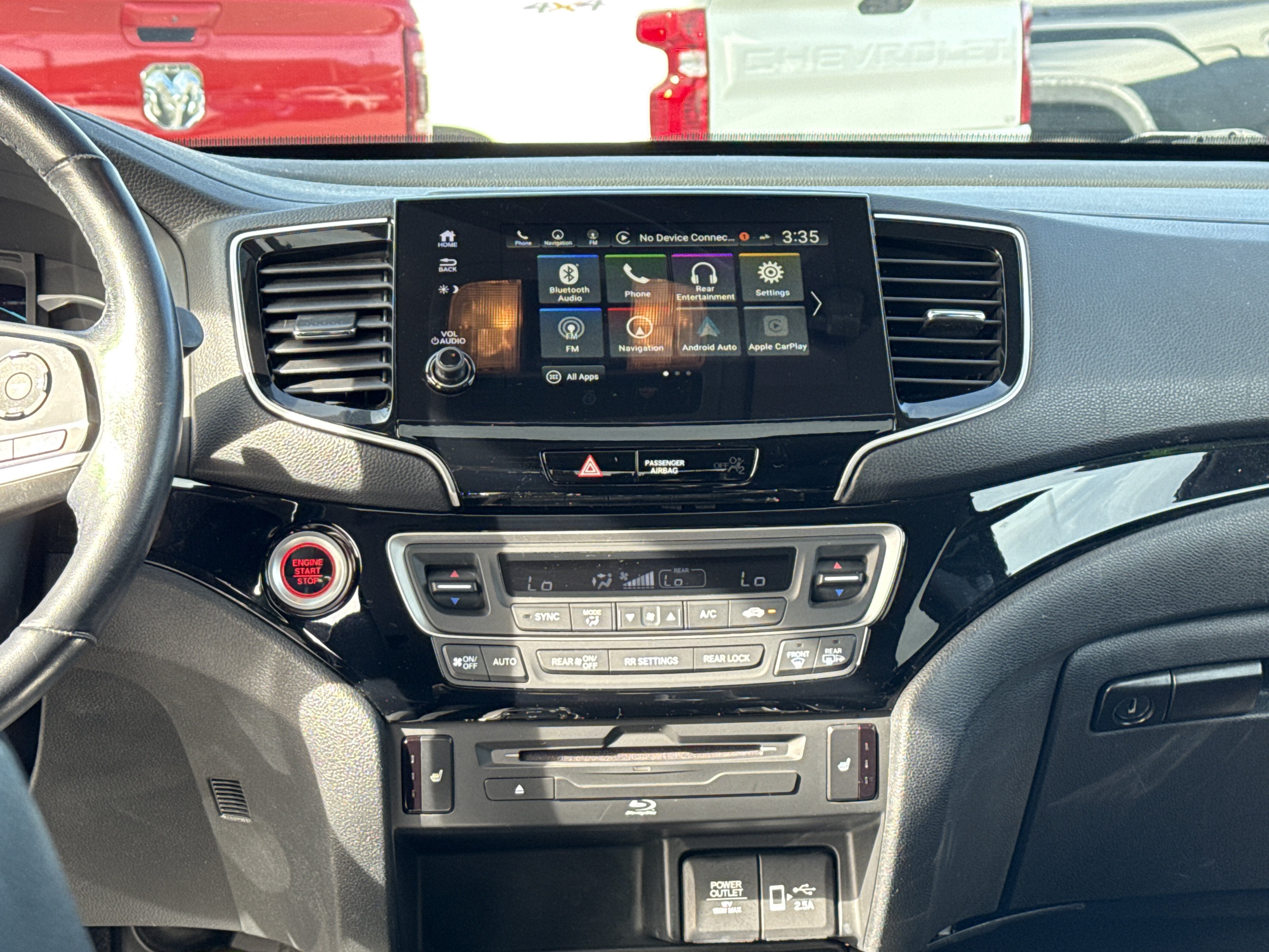 2022 Honda Pilot Touring 8-Passenger