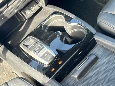 2022 Honda Pilot Touring 8-Passenger