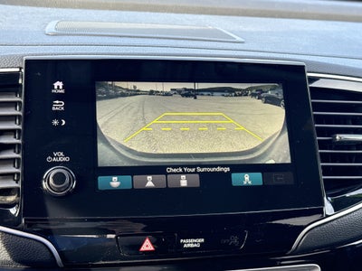 2022 Honda Pilot Touring 8-Passenger