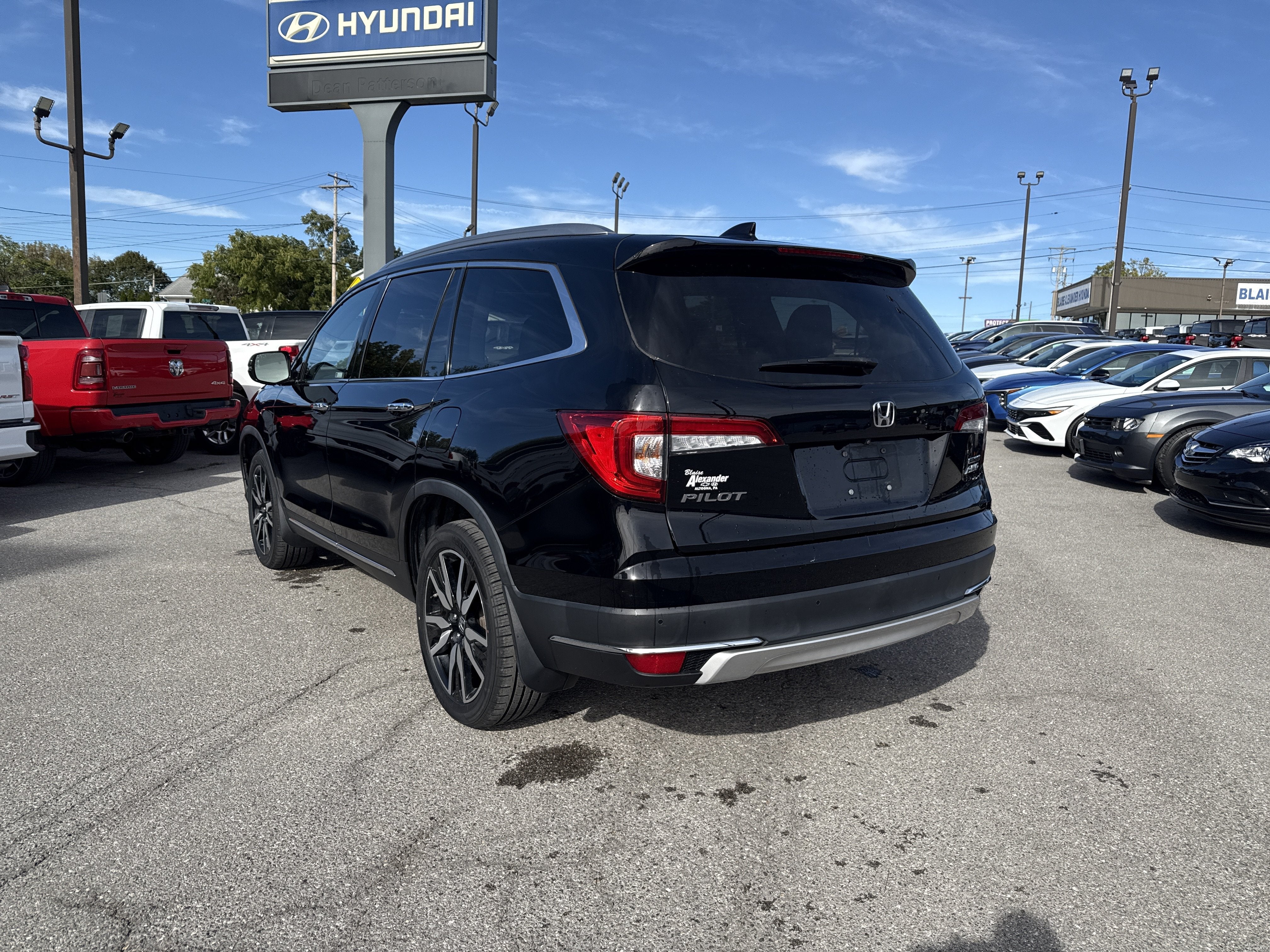 2022 Honda Pilot Touring 8-Passenger