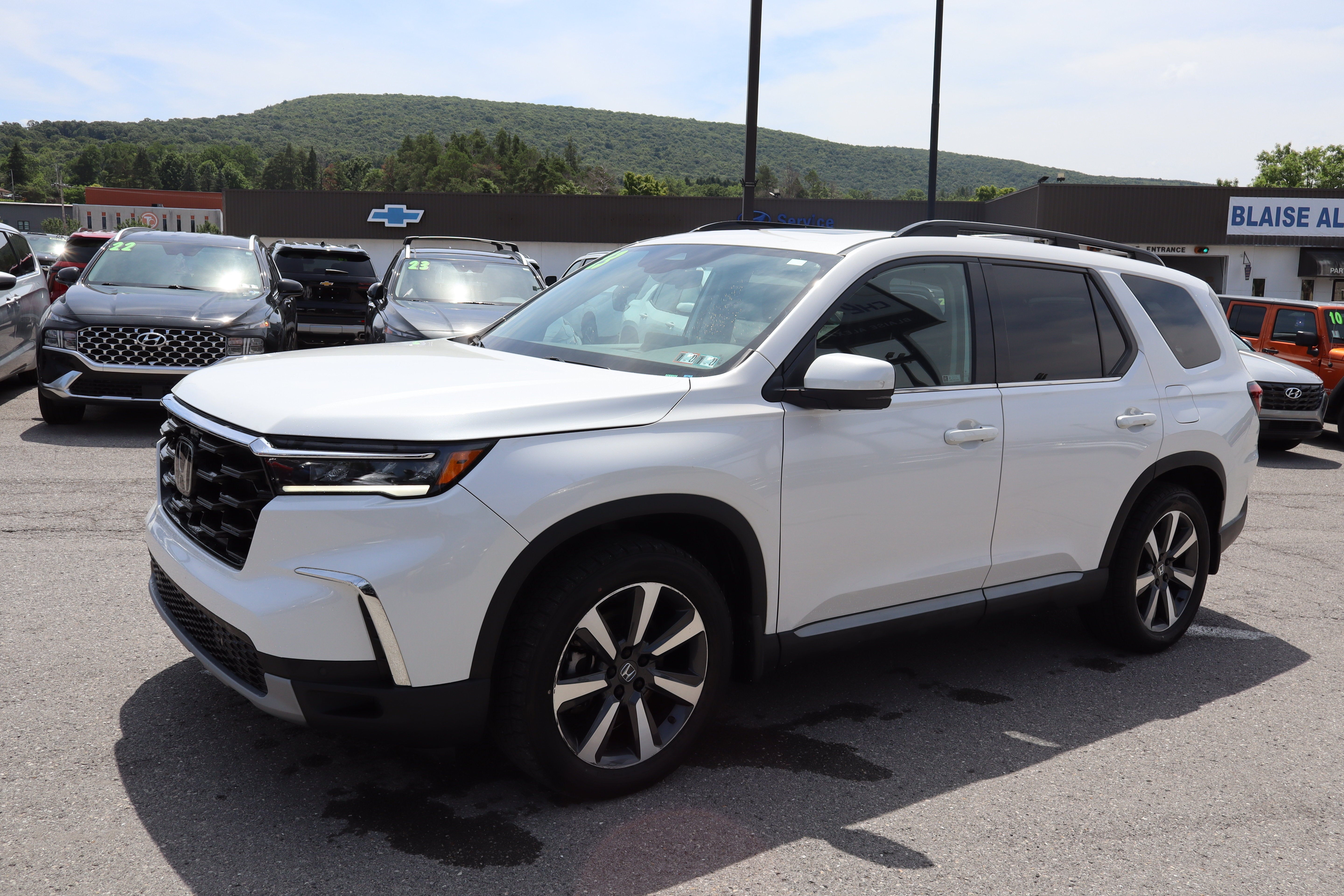 2023 Honda Pilot Touring