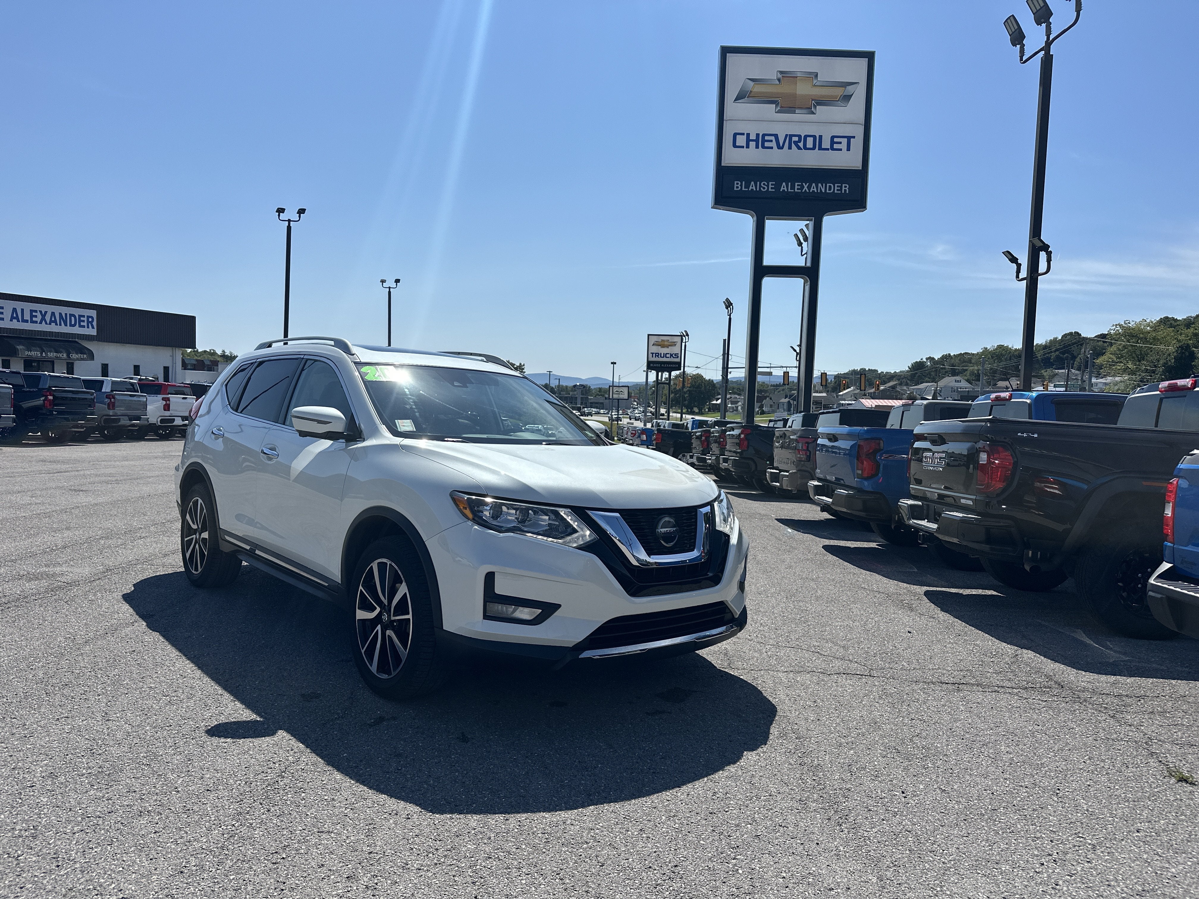 2020 Nissan Rogue SL
