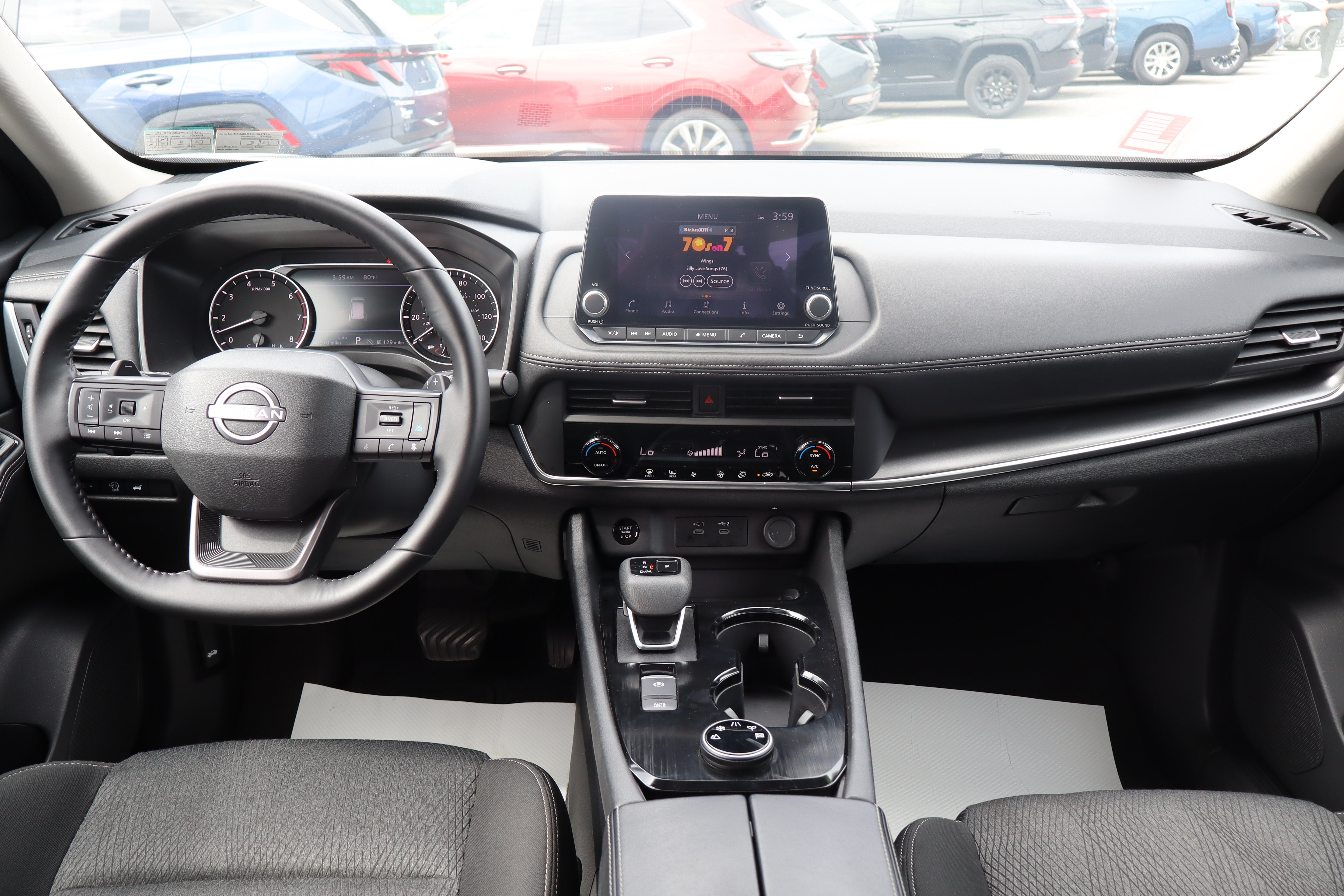 2025 Nissan Rogue SV