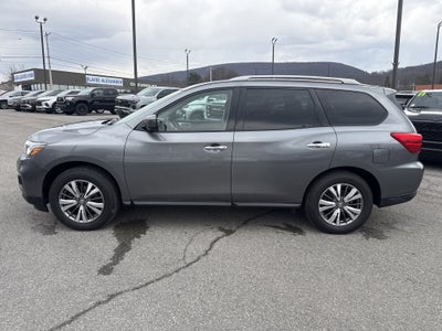 2020 Nissan Pathfinder SV