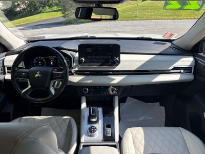 2022 Mitsubishi Outlander SEL