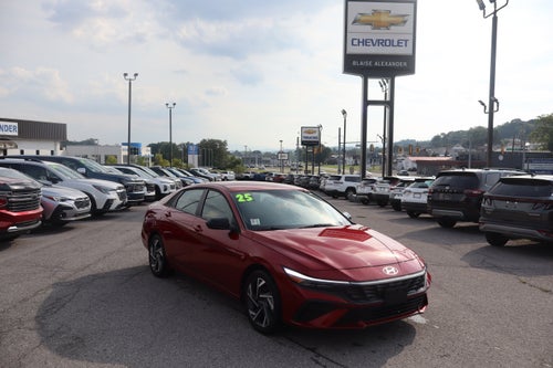 2025 Hyundai Elantra SEL Sport