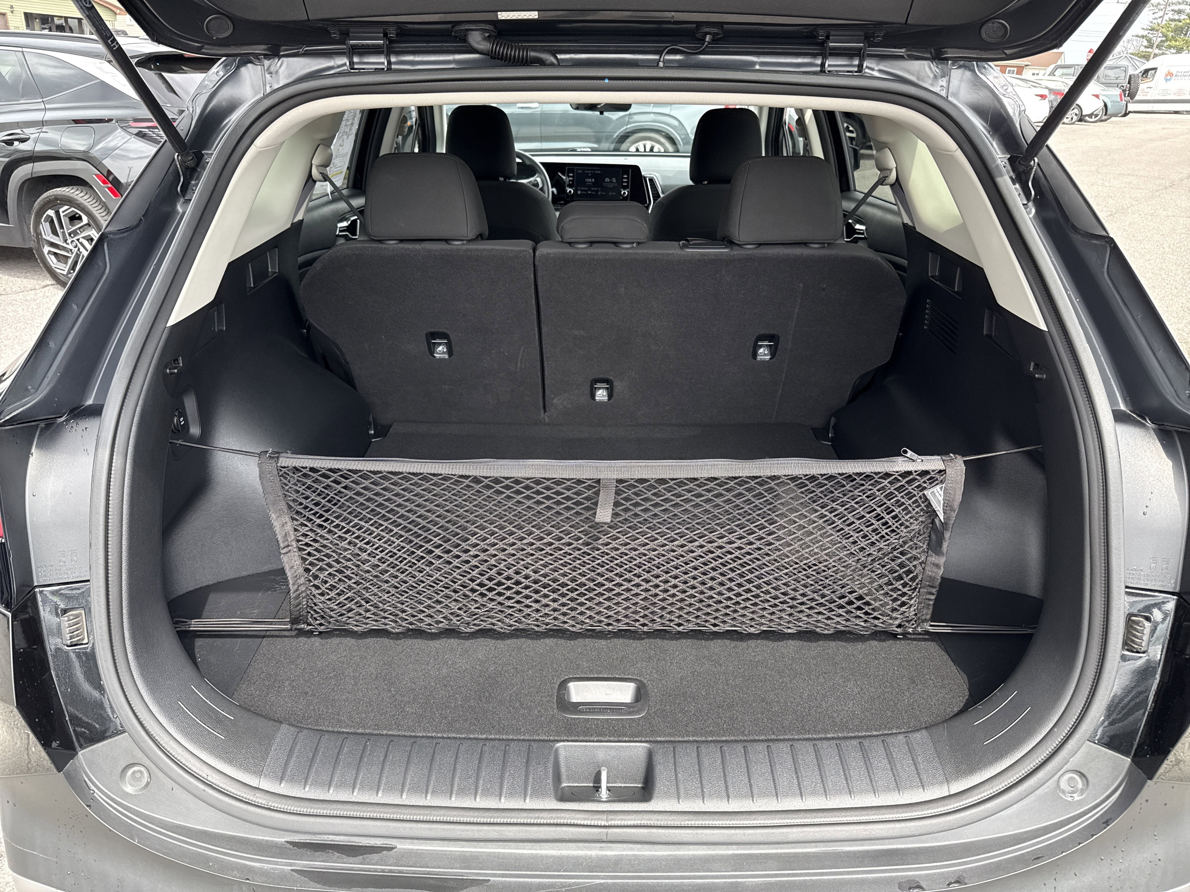 2023 Kia Sportage Hybrid LX