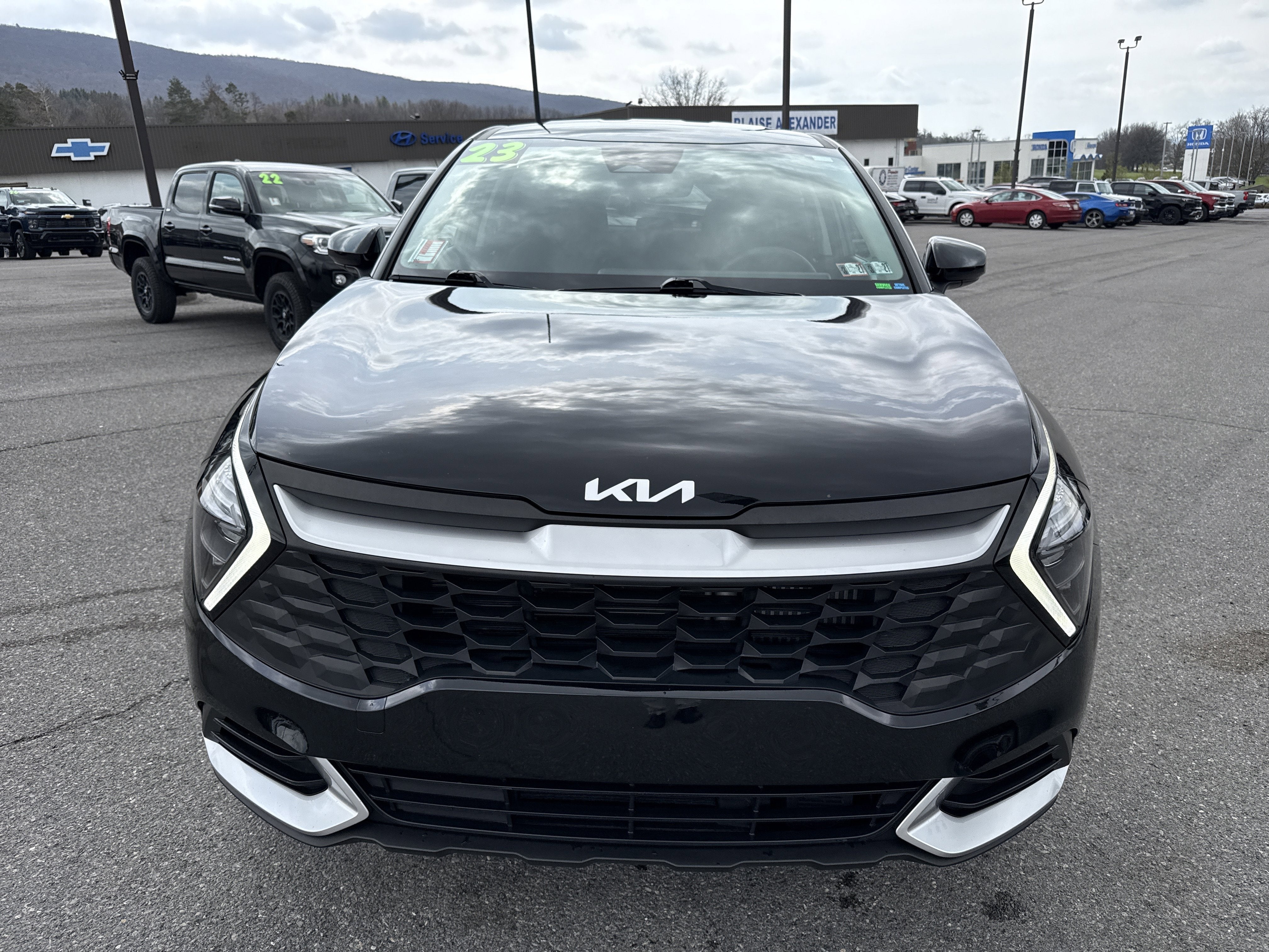 2023 Kia Sportage Hybrid LX