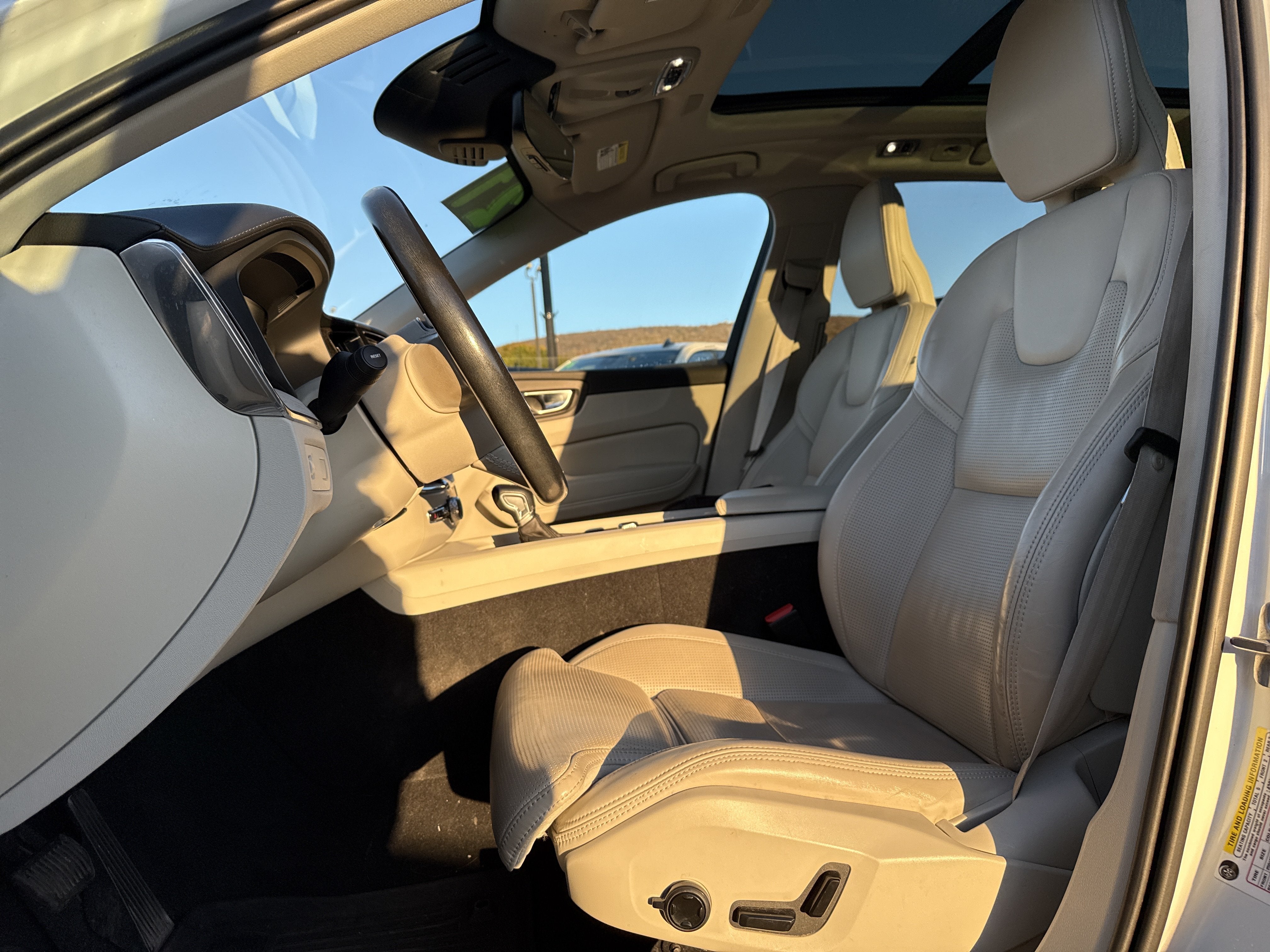 2021 Volvo XC60 Inscription