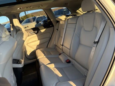 2021 Volvo XC60 Inscription