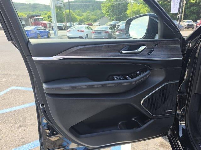 2024 Jeep Grand Cherokee L Overland 4x4