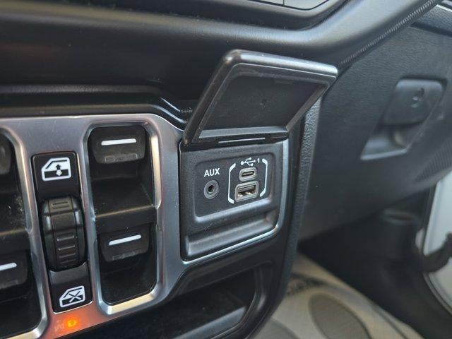 2022 Jeep Gladiator Sport S 4x4